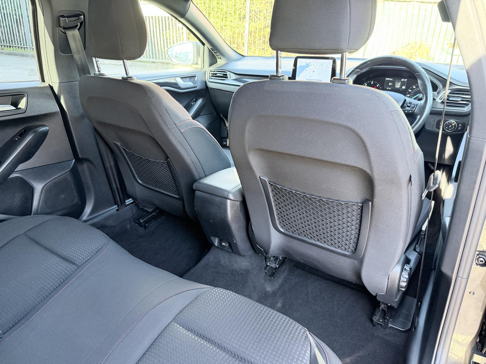 Ford Focus 1.5 EcoBlue ST-Line Estate 5dr Diesel Manual Euro 6 (s/s) (120 ps)