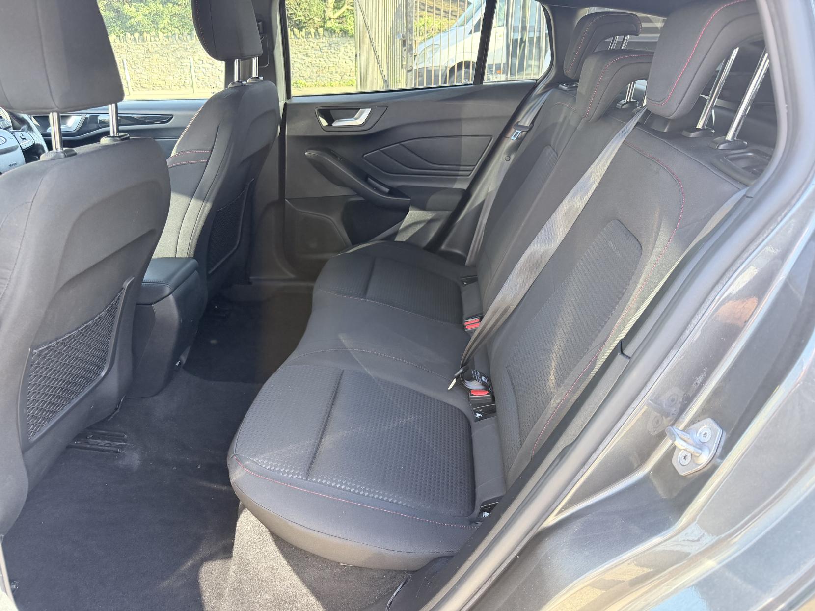 Ford Focus 1.5 EcoBlue ST-Line Estate 5dr Diesel Manual Euro 6 (s/s) (120 ps)