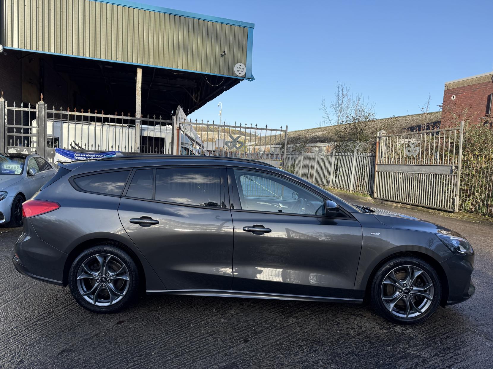 Ford Focus 1.5 EcoBlue ST-Line Estate 5dr Diesel Manual Euro 6 (s/s) (120 ps)