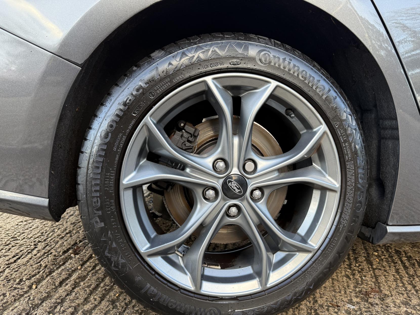 Ford Focus 1.5 EcoBlue ST-Line Estate 5dr Diesel Manual Euro 6 (s/s) (120 ps)