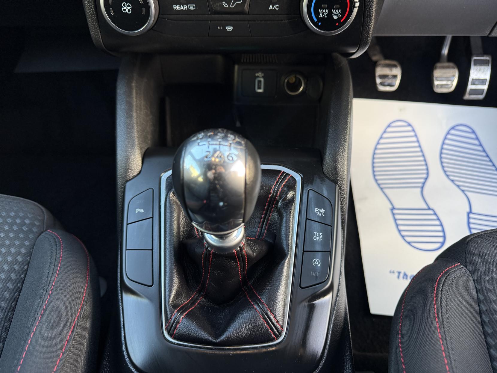 Ford Focus 1.5 EcoBlue ST-Line Estate 5dr Diesel Manual Euro 6 (s/s) (120 ps)