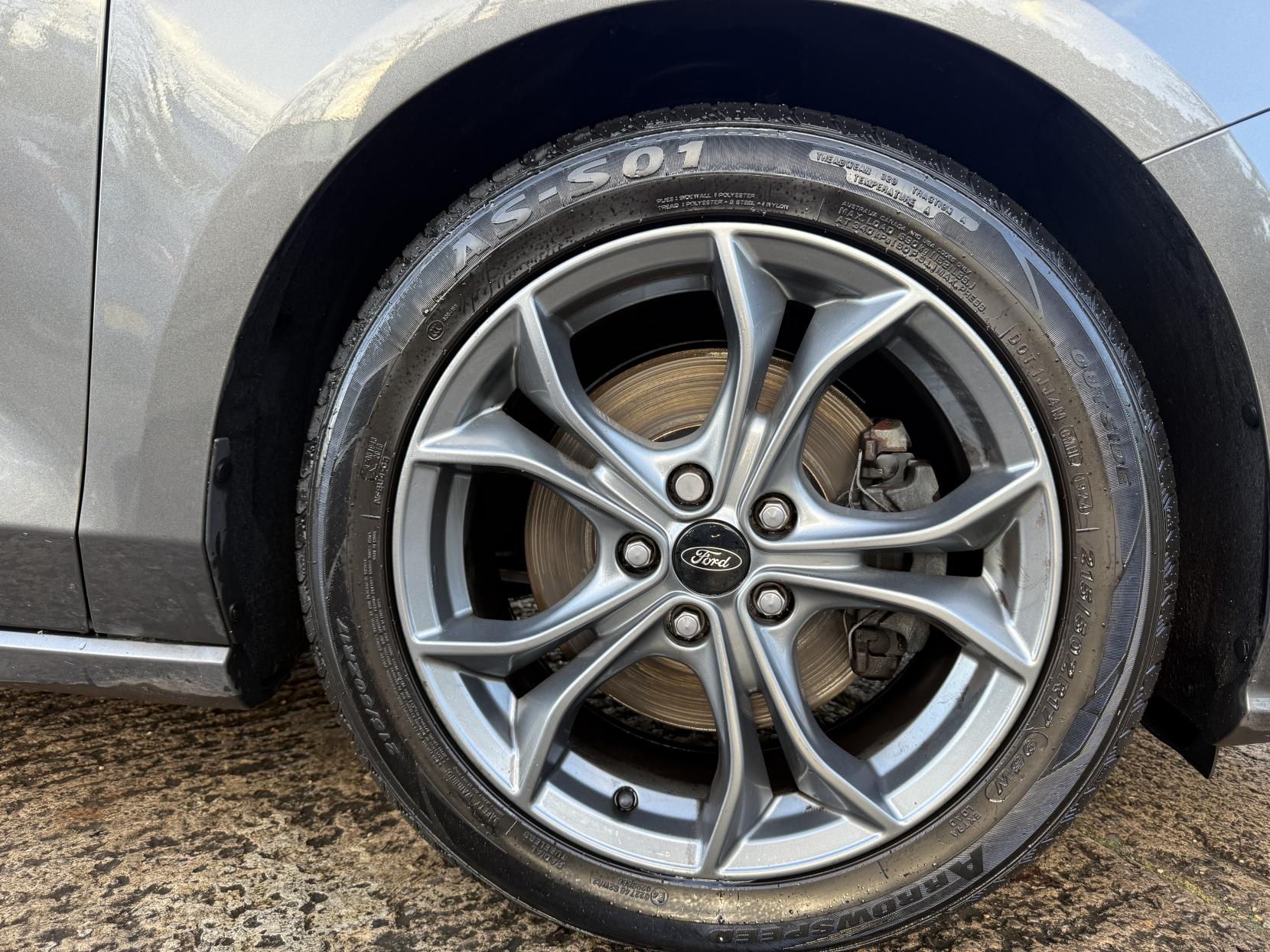 Ford Focus 1.5 EcoBlue ST-Line Estate 5dr Diesel Manual Euro 6 (s/s) (120 ps)