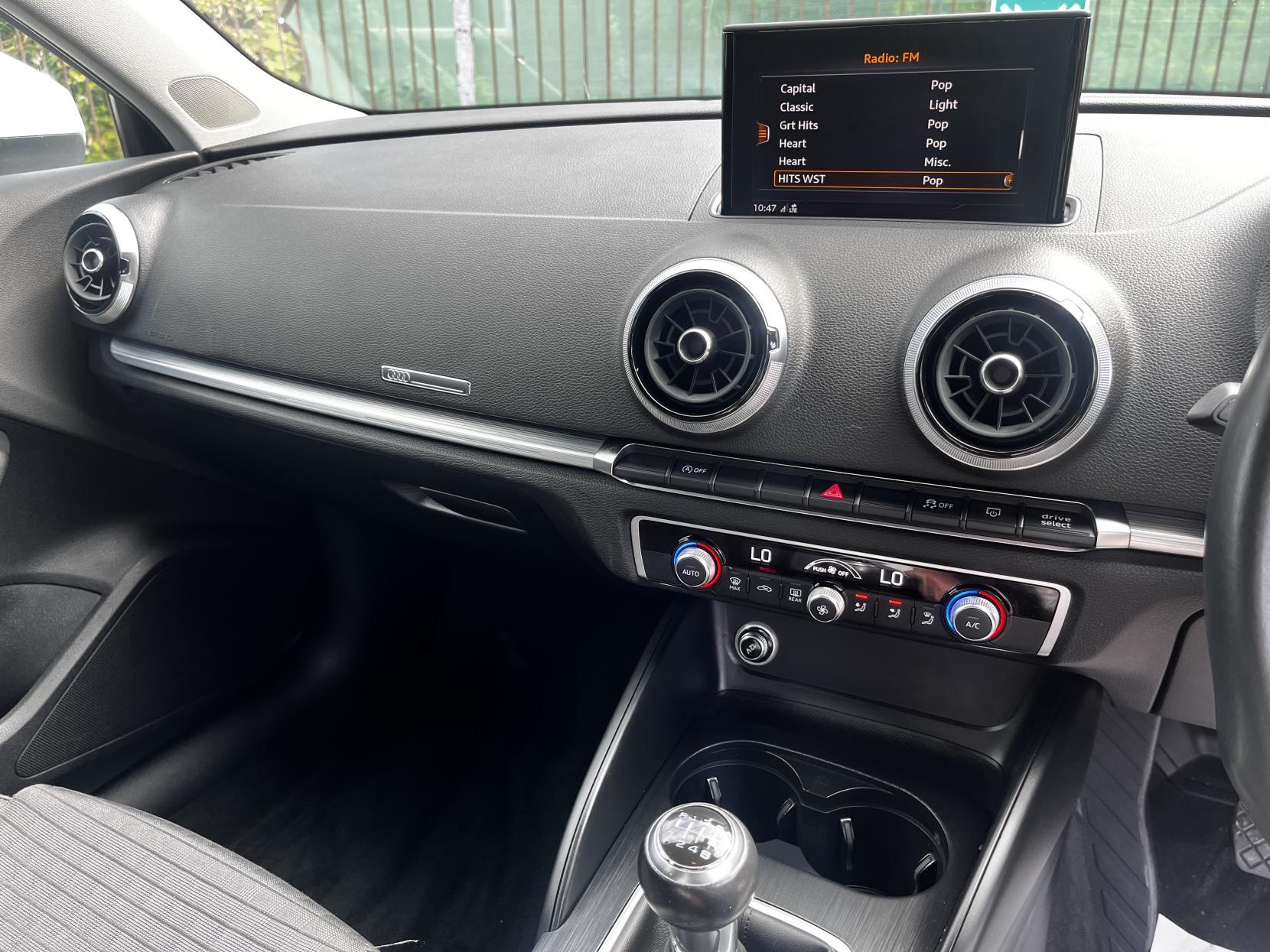 Audi A3 1.0 TFSI Sport Sportback 5dr Petrol Manual Euro 6 (s/s) (116 ps)