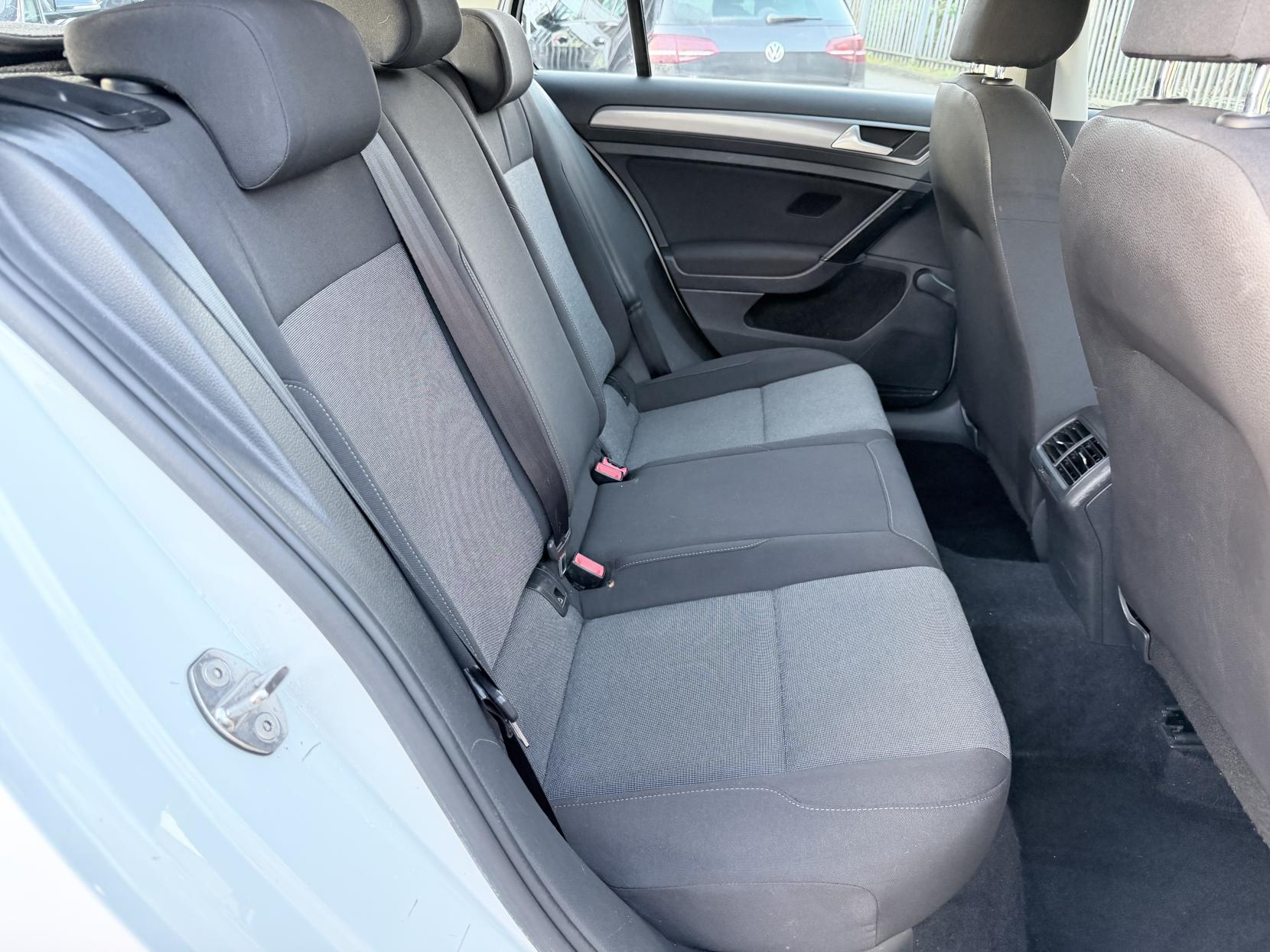 Volkswagen Golf 1.2 TSI BlueMotion Tech S Hatchback 5dr Petrol Manual Euro 6 (s/s) (85 ps)