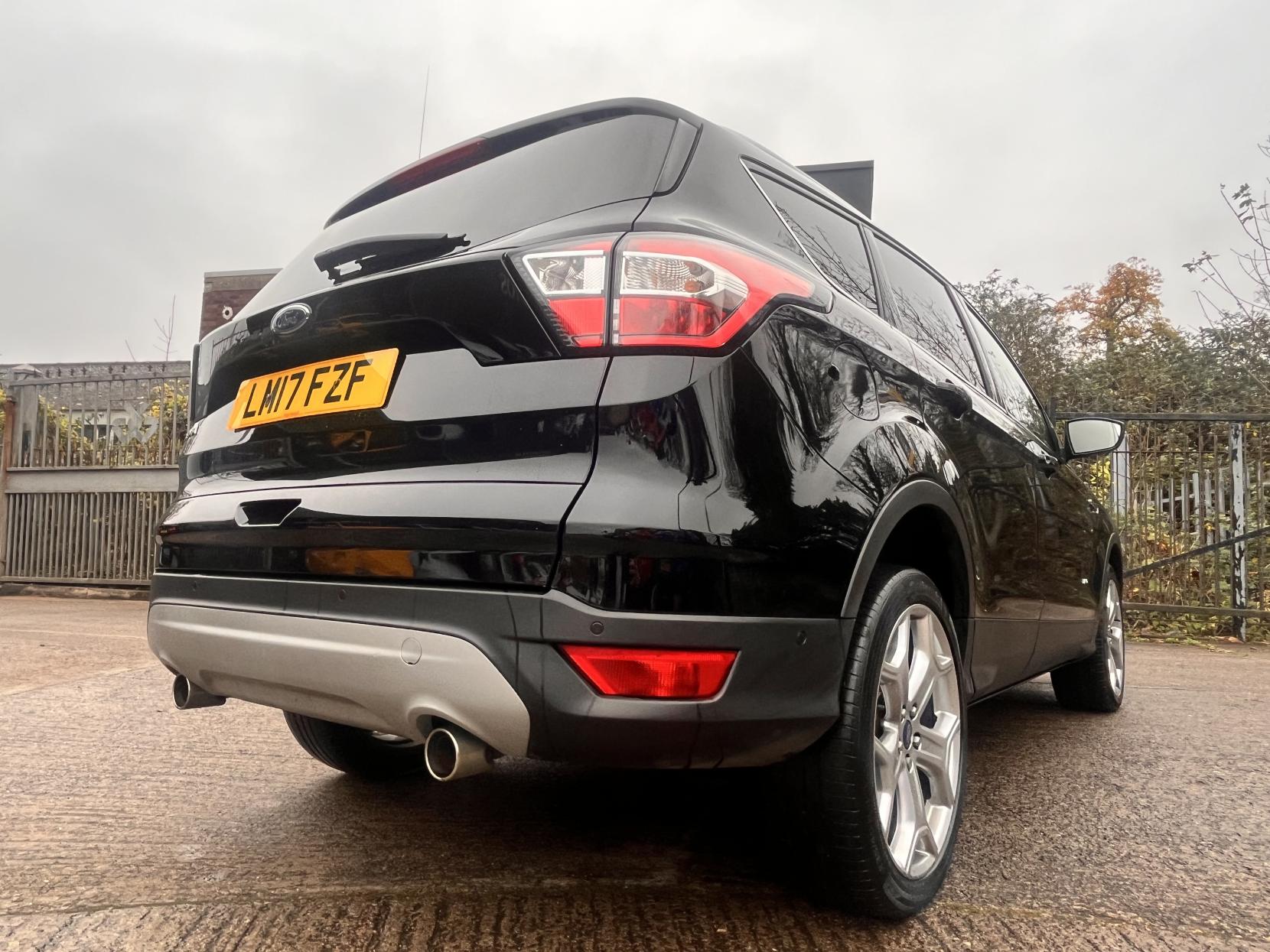 Ford Kuga 2.0 TDCi Titanium SUV 5dr Diesel Powershift AWD Euro 6 (s/s) (180 ps)