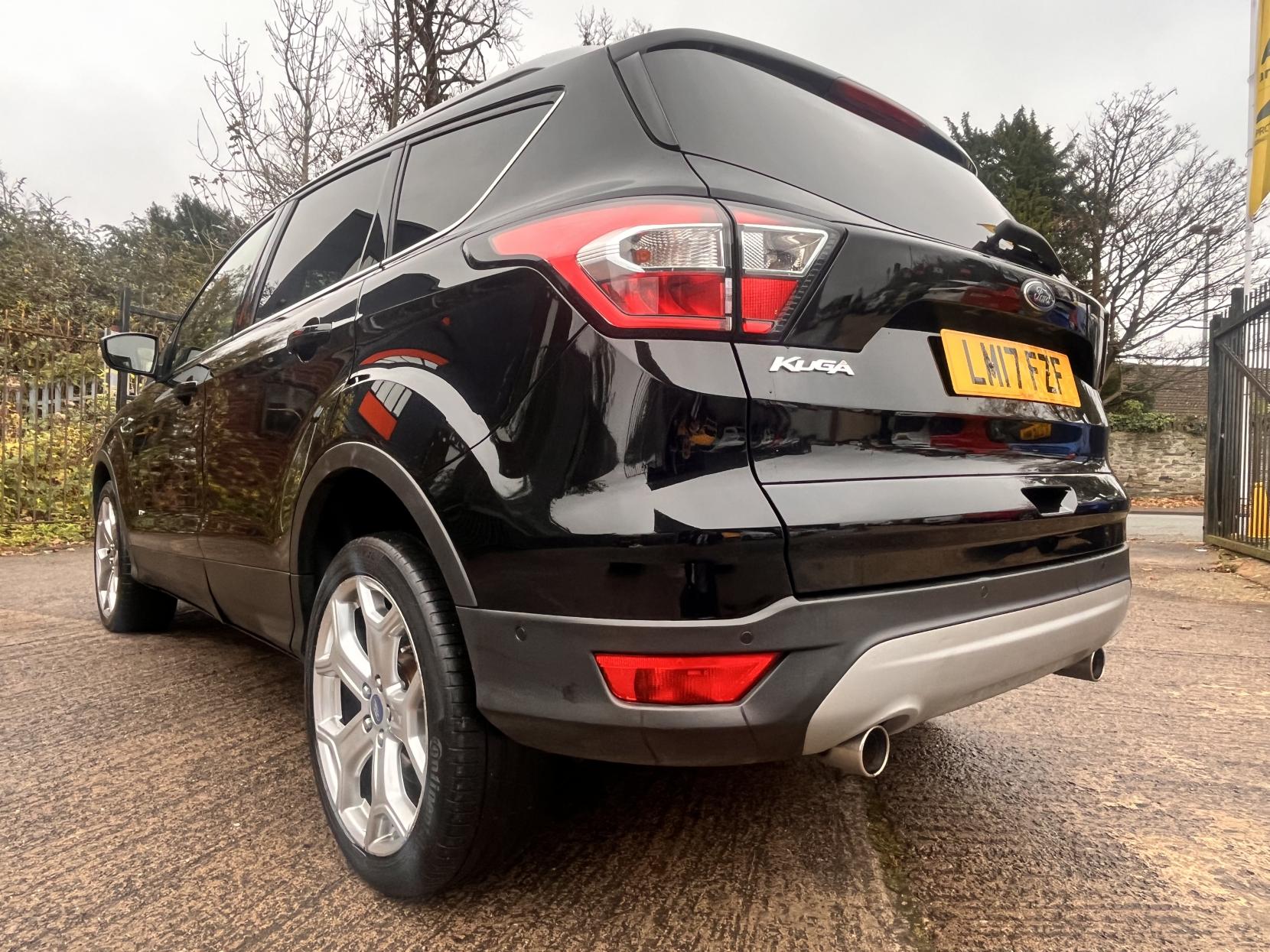 Ford Kuga 2.0 TDCi Titanium SUV 5dr Diesel Powershift AWD Euro 6 (s/s) (180 ps)