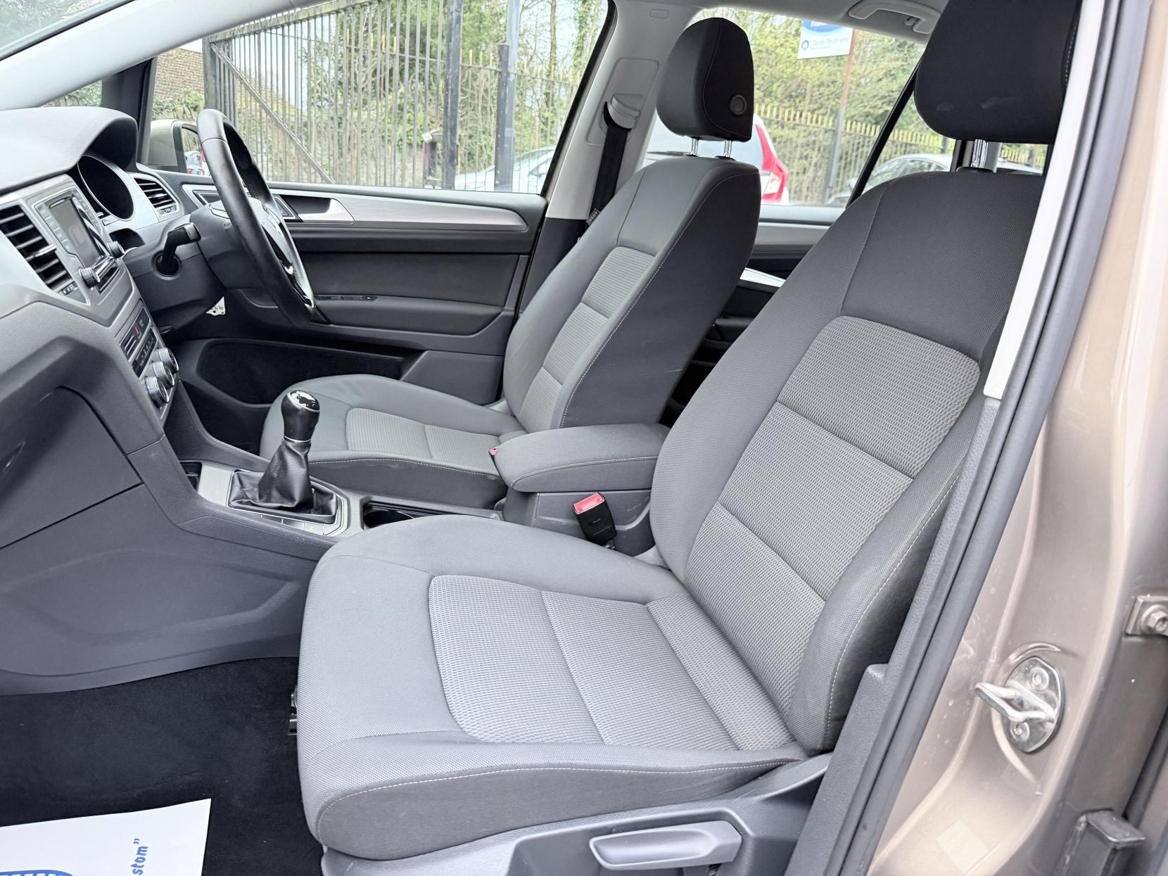 Volkswagen Golf SV 1.6 TDI BlueMotion Tech SE MPV 5dr Diesel Manual Euro 6 (s/s) (110 ps)