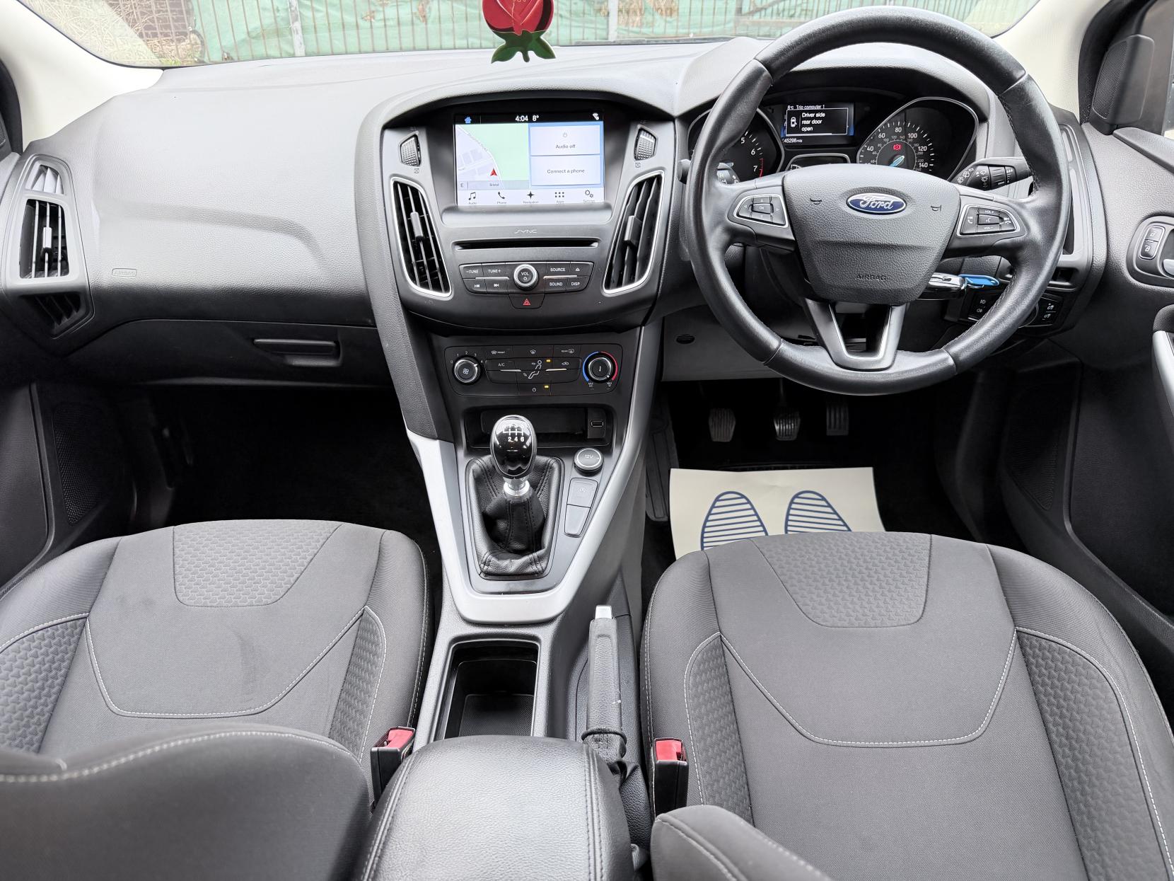 Ford Focus 1.0T EcoBoost Zetec Hatchback 5dr Petrol Manual Euro 6 (s/s) (125 ps)