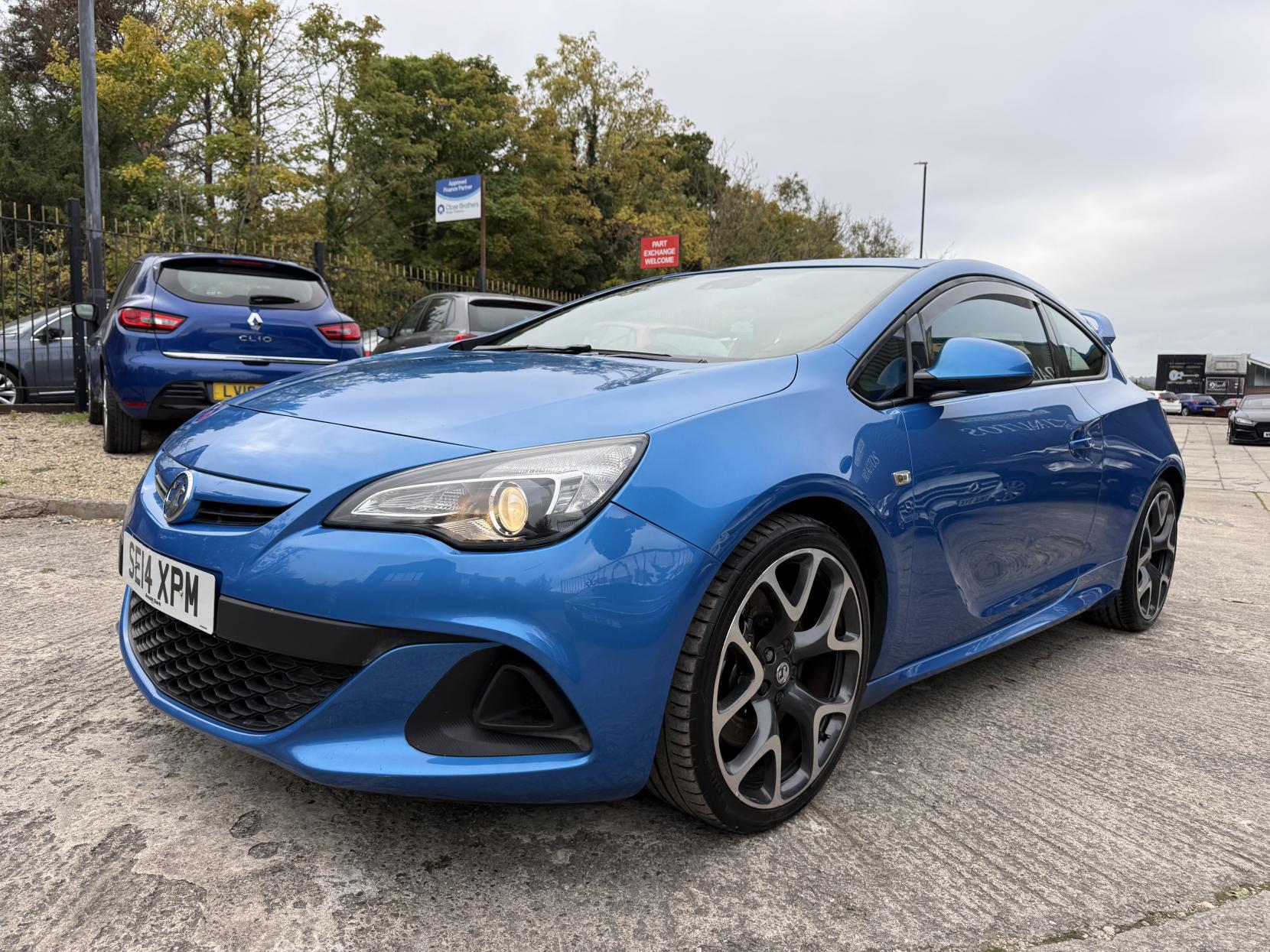 Vauxhall Astra GTC 2.0T VXR Coupe 3dr Petrol Manual Euro 5 (s/s) (280 ps)