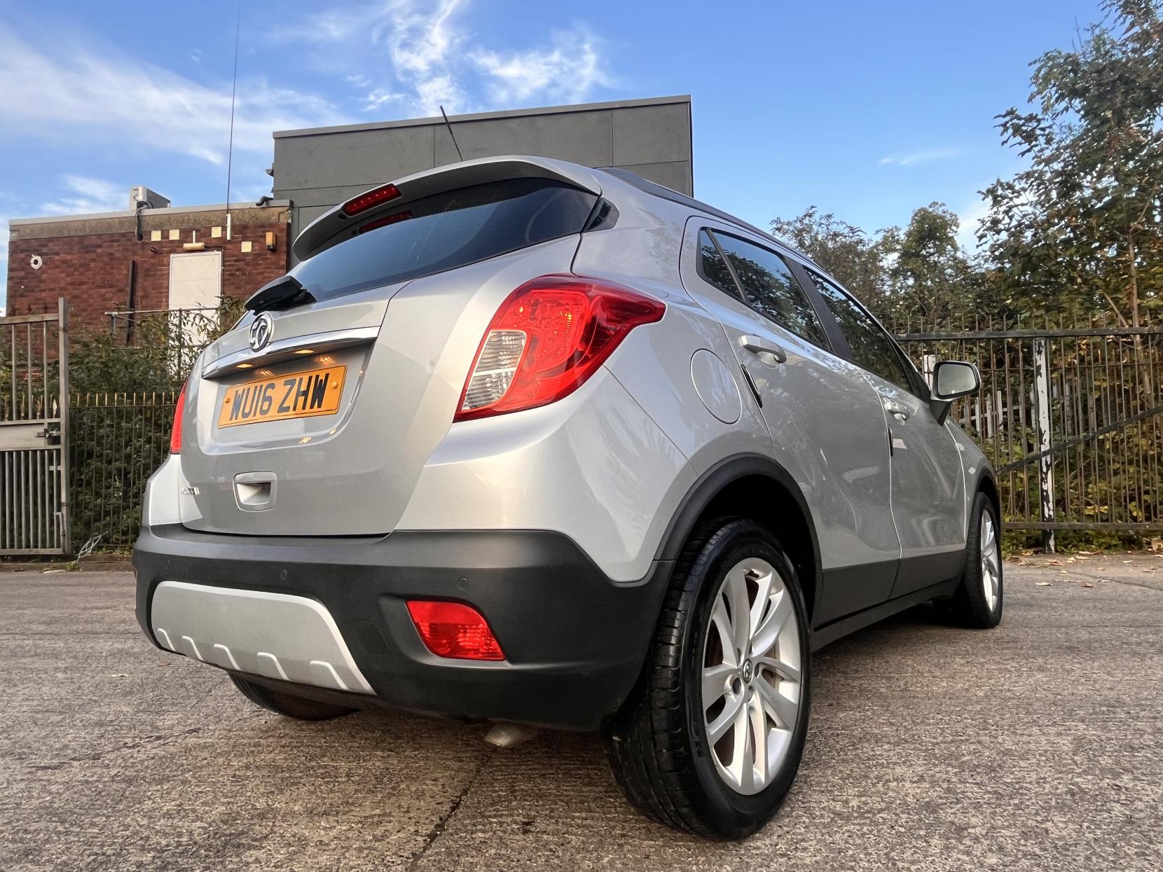 Vauxhall Mokka 1.6i Exclusiv SUV 5dr Petrol Manual 2WD Euro 6 (s/s) (115 ps)