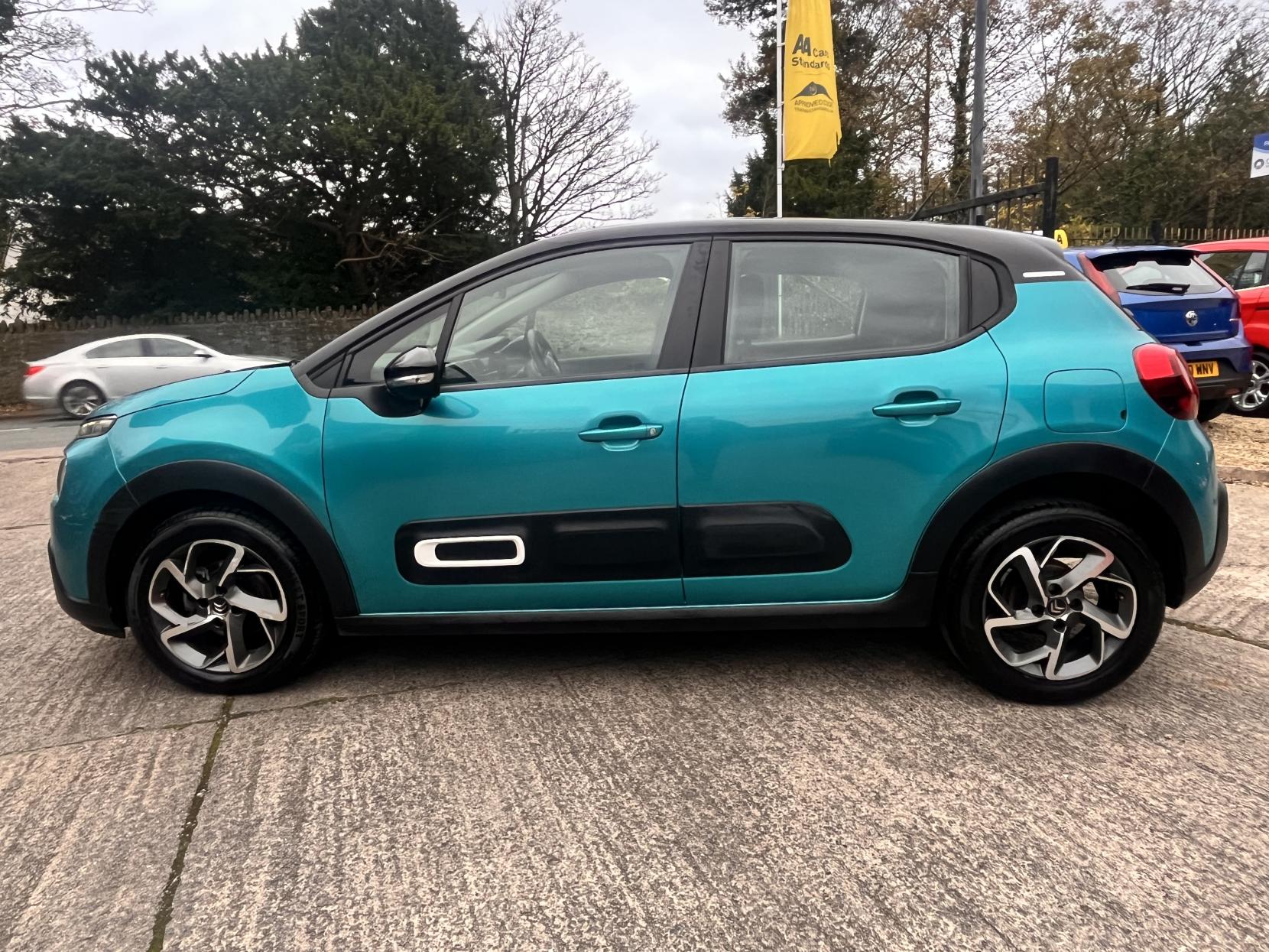 Citroen C3 1.2 PureTech Shine Hatchback 5dr Petrol Manual Euro 6 (s/s) (83 ps)