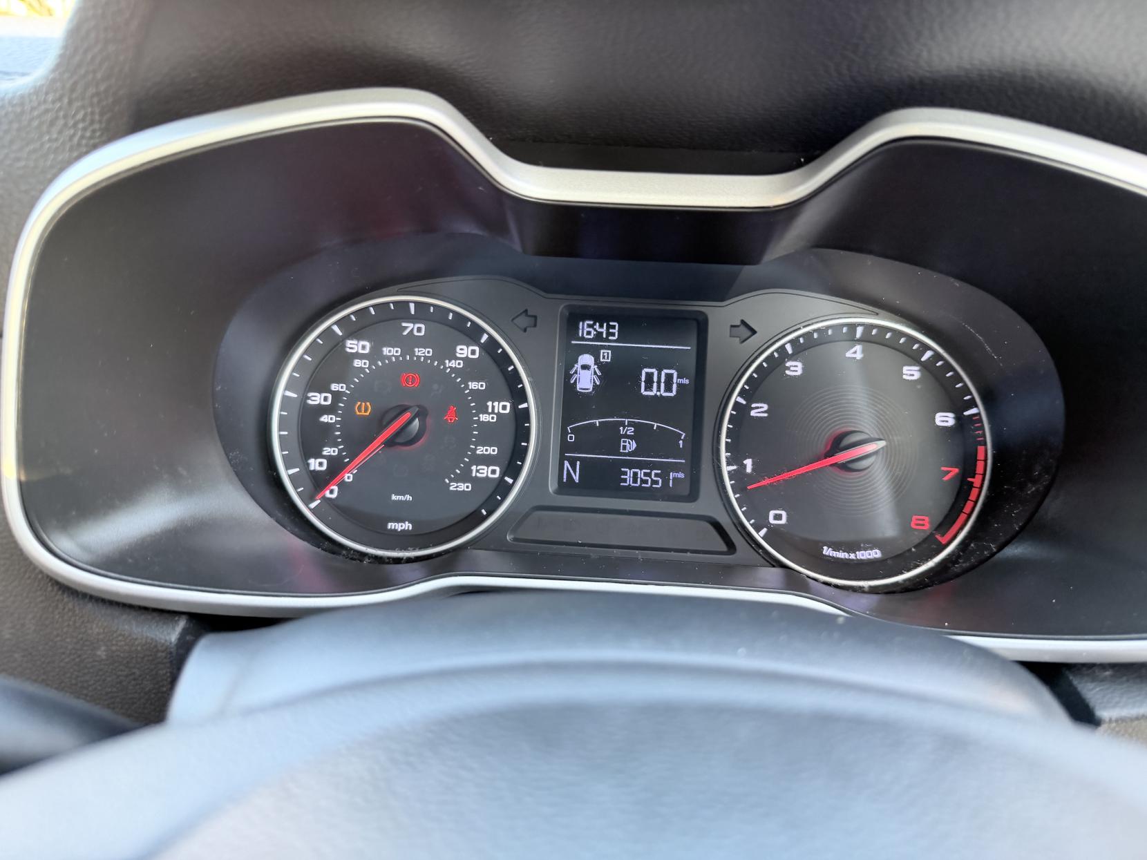 MG MG ZS 1.5 VTi-TECH Exclusive SUV 5dr Petrol Manual Euro 6 (s/s) (106 ps)