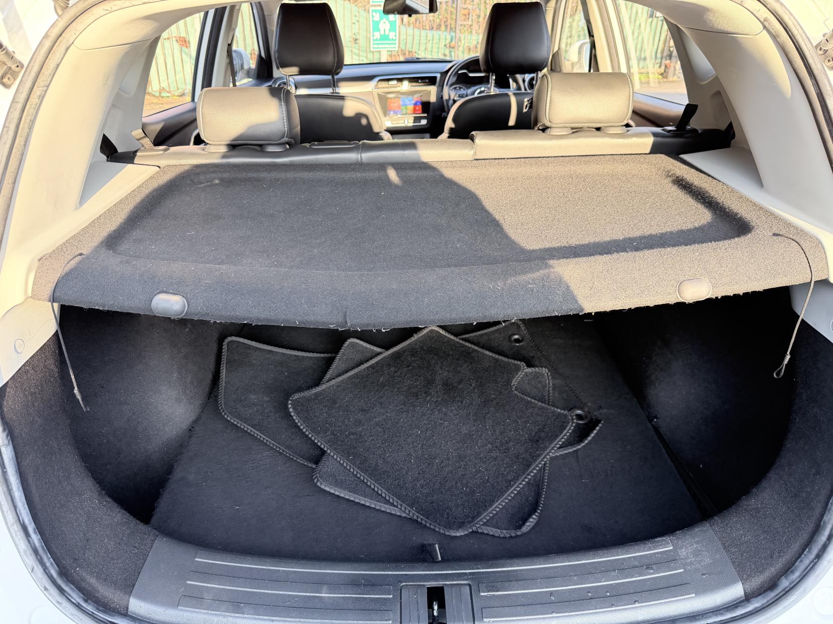 MG MG ZS 1.5 VTi-TECH Exclusive SUV 5dr Petrol Manual Euro 6 (s/s) (106 ps)