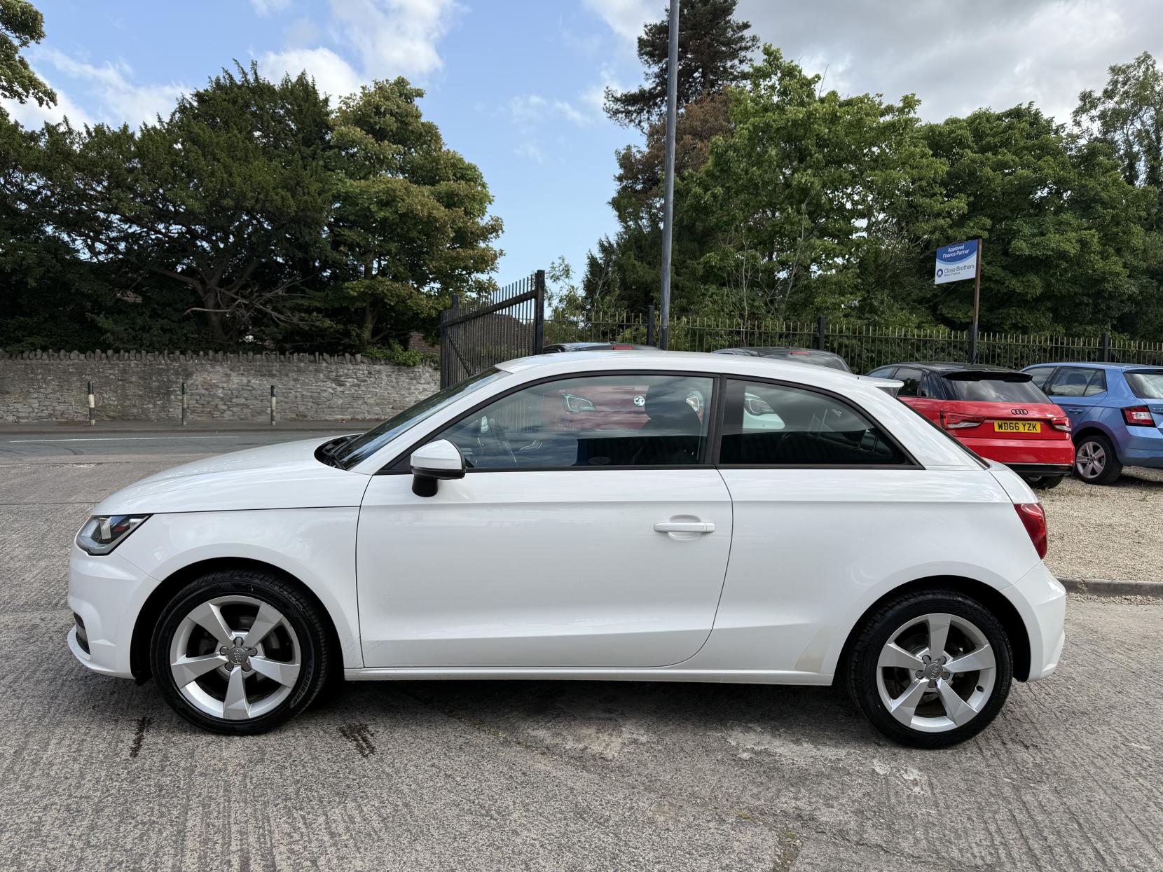 Audi A1 1.0 TFSI Sport Hatchback 3dr Petrol Manual Euro 6 (s/s) (95 ps)