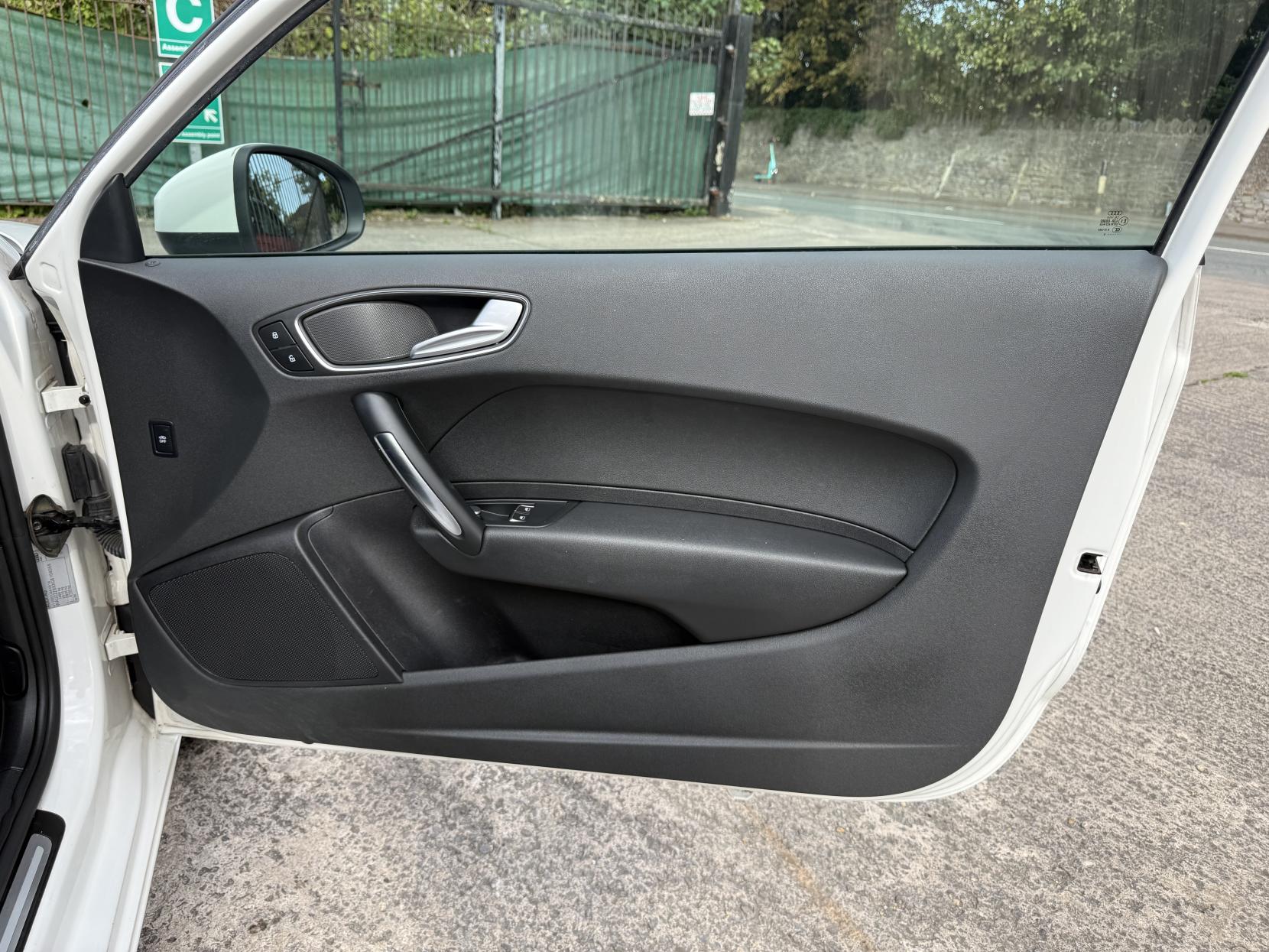 Audi A1 1.0 TFSI Sport Hatchback 3dr Petrol Manual Euro 6 (s/s) (95 ps)