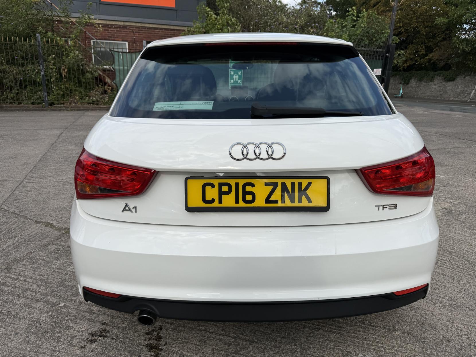 Audi A1 1.0 TFSI Sport Hatchback 3dr Petrol Manual Euro 6 (s/s) (95 ps)