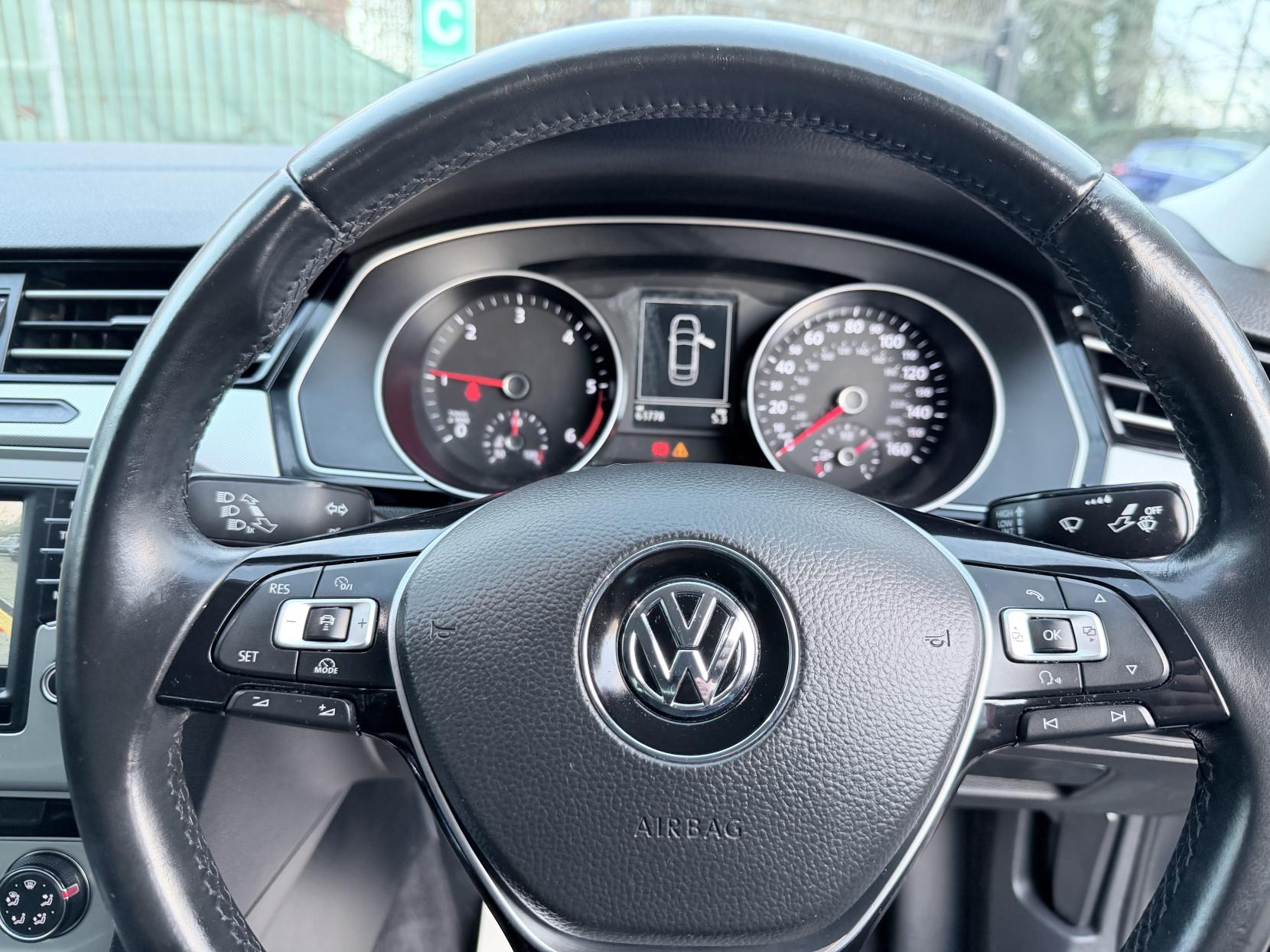 Volkswagen Passat 2.0 TDI BlueMotion Tech SE Business Saloon 4dr Diesel Manual Euro 6 (s/s) (150 ps)