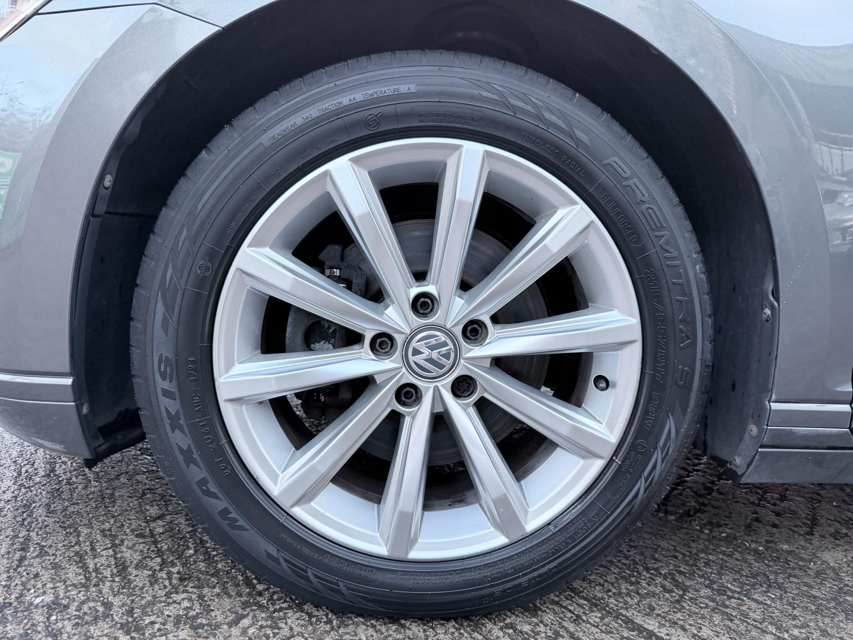 Volkswagen Passat 2.0 TDI BlueMotion Tech SE Business Saloon 4dr Diesel Manual Euro 6 (s/s) (150 ps)