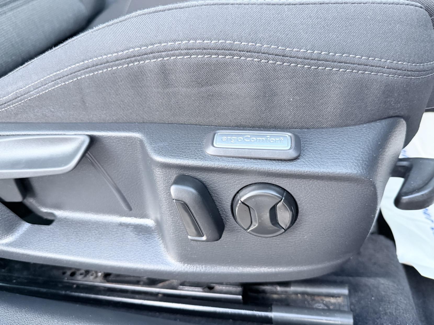 Volkswagen Passat 2.0 TDI BlueMotion Tech SE Business Saloon 4dr Diesel Manual Euro 6 (s/s) (150 ps)