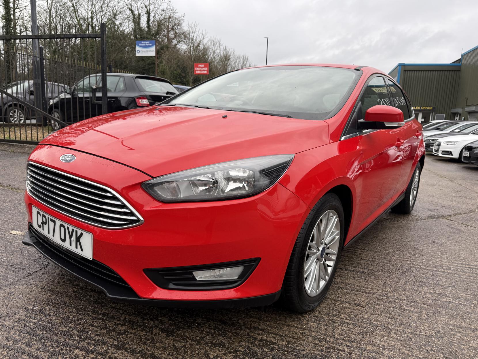 Ford Focus 1.0T EcoBoost Zetec Edition Hatchback 5dr Petrol Manual Euro 6 (s/s) (125 ps)