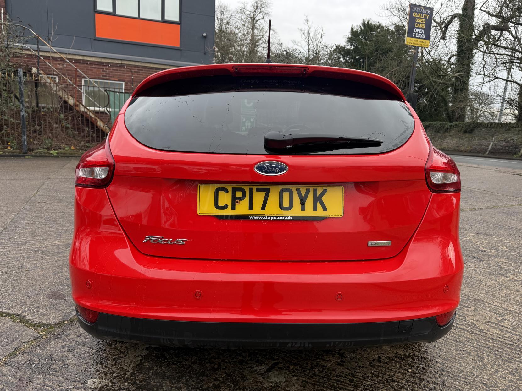 Ford Focus 1.0T EcoBoost Zetec Edition Hatchback 5dr Petrol Manual Euro 6 (s/s) (125 ps)