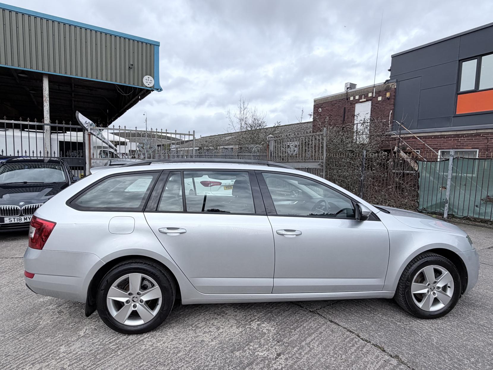 Skoda Octavia 1.4 TSI SE Estate 5dr Petrol DSG Euro 6 (s/s) (150 ps)