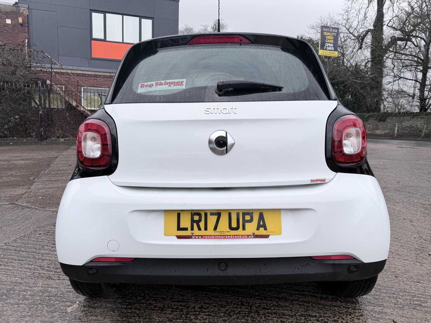 Smart forfour 1.0 Prime (Premium Plus) Hatchback 5dr Petrol Manual Euro 6 (s/s) (71 ps)