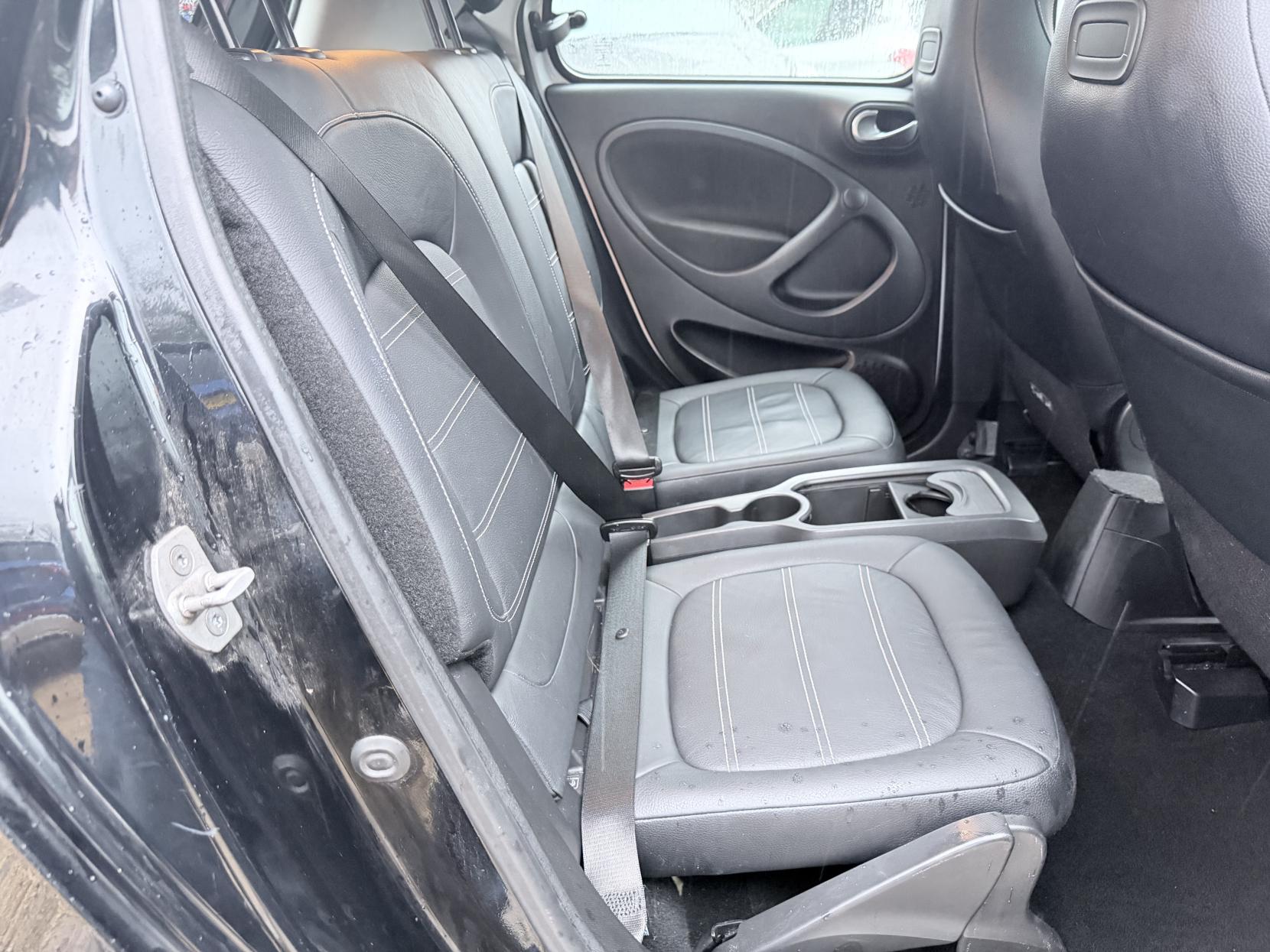 Smart forfour 1.0 Prime (Premium Plus) Hatchback 5dr Petrol Manual Euro 6 (s/s) (71 ps)