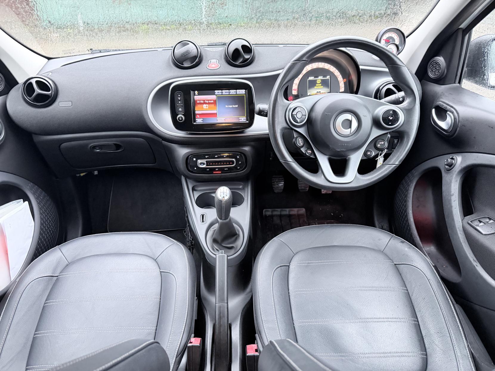 Smart forfour 1.0 Prime (Premium Plus) Hatchback 5dr Petrol Manual Euro 6 (s/s) (71 ps)