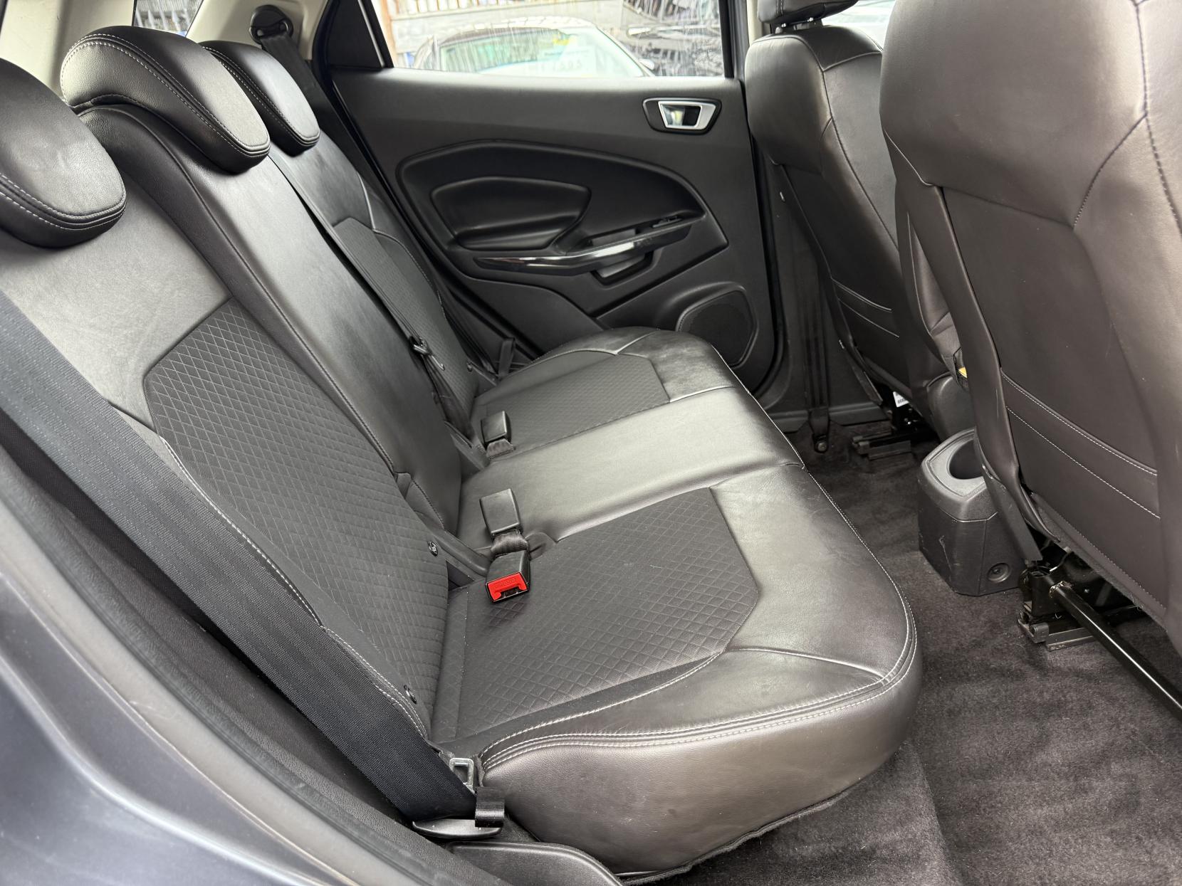 Ford EcoSport 1.5 TDCi Titanium SUV 5dr Diesel Manual 2WD Euro 6 (95 ps)