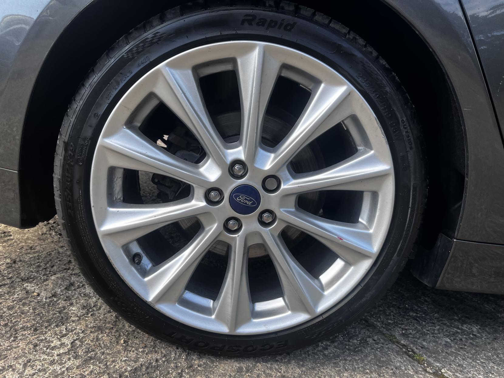 Ford Mondeo 2.0 TDCi Vignale Estate 5dr Diesel Powershift Euro 6 (s/s) (210 ps)