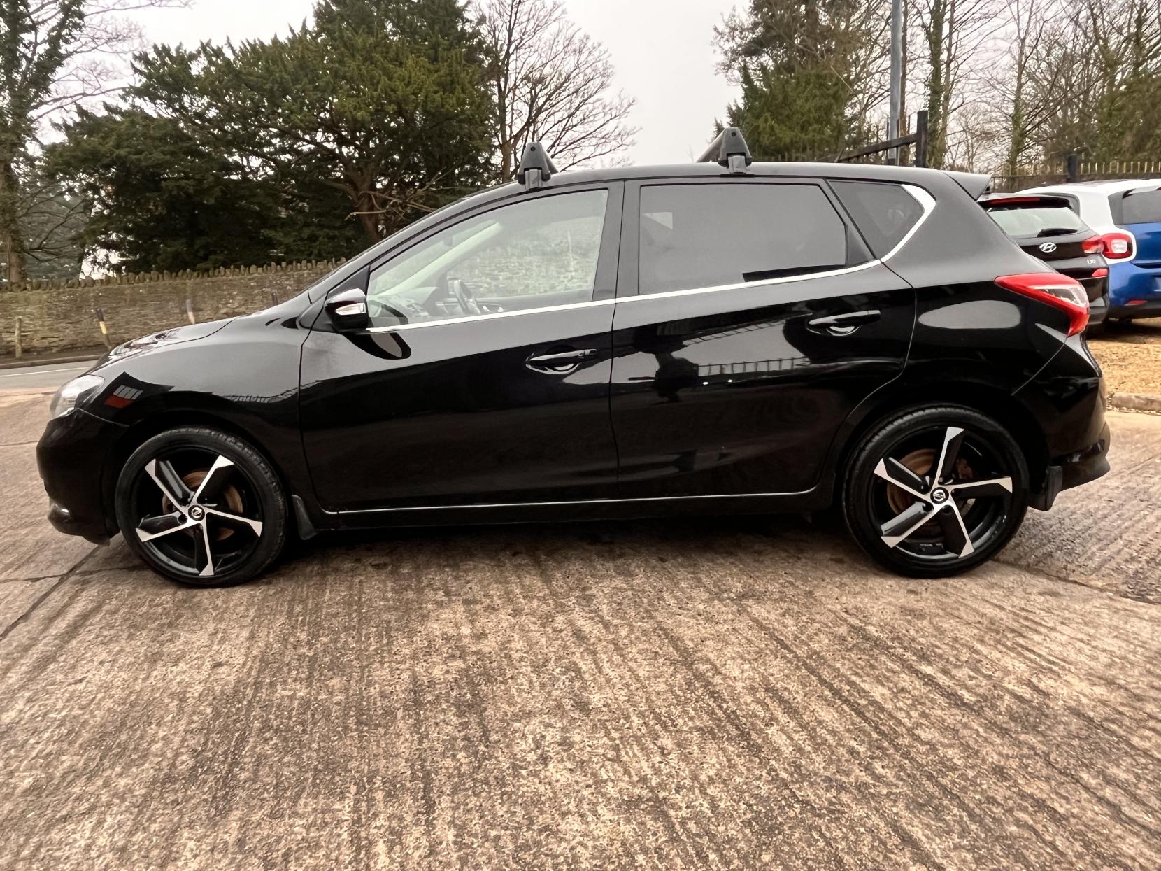 Nissan Pulsar 1.2 DIG-T N-Connecta Style Hatchback 5dr Petrol Manual Euro 6 (s/s) (115 ps)