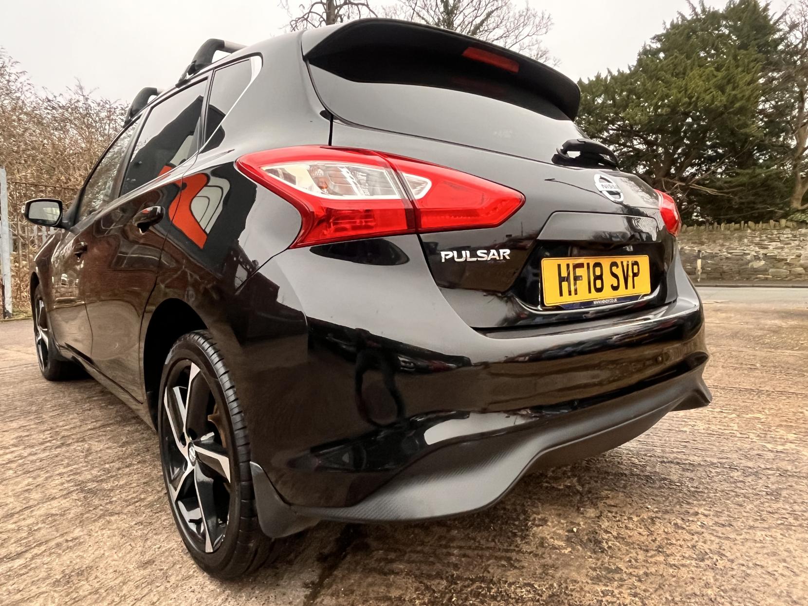 Nissan Pulsar 1.2 DIG-T N-Connecta Style Hatchback 5dr Petrol Manual Euro 6 (s/s) (115 ps)