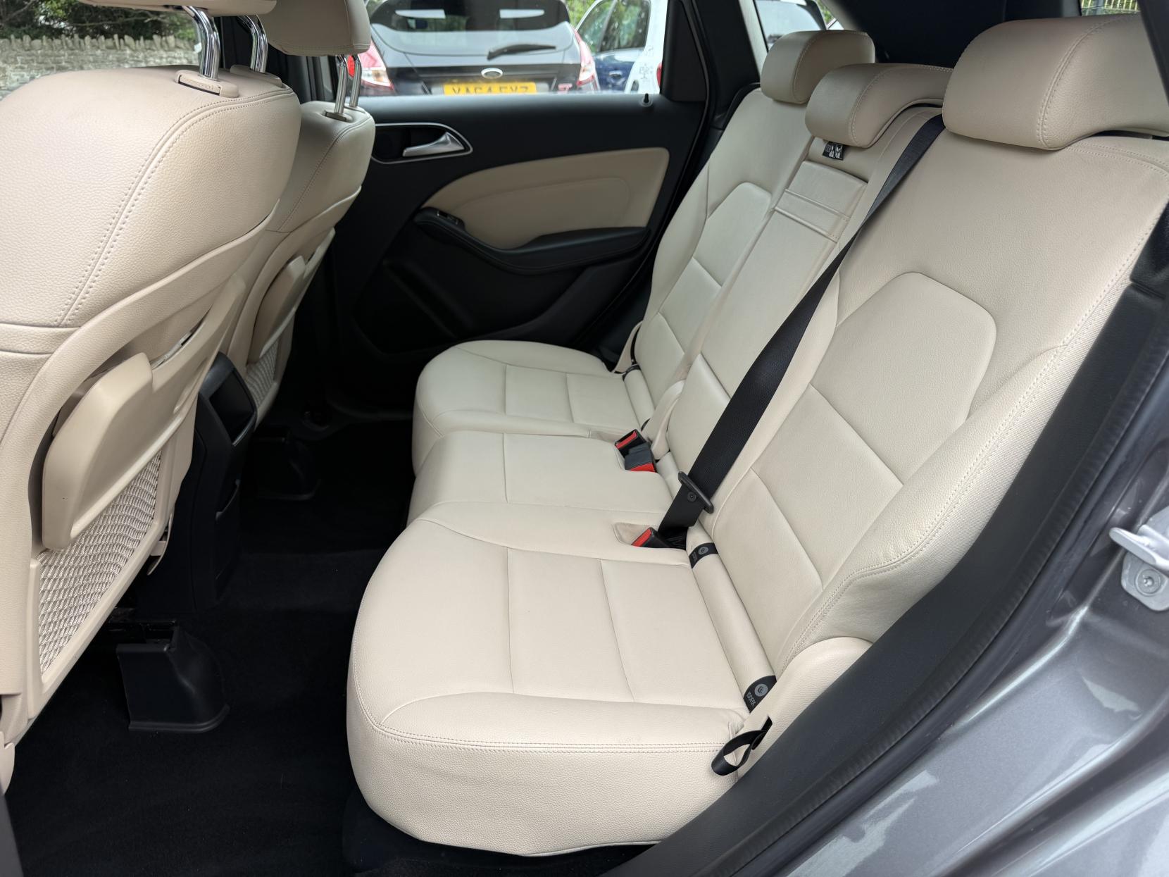 Mercedes-Benz B Class 1.5 B180d SE MPV 5dr Diesel 7G-DCT Euro 6 (s/s) (109 ps)