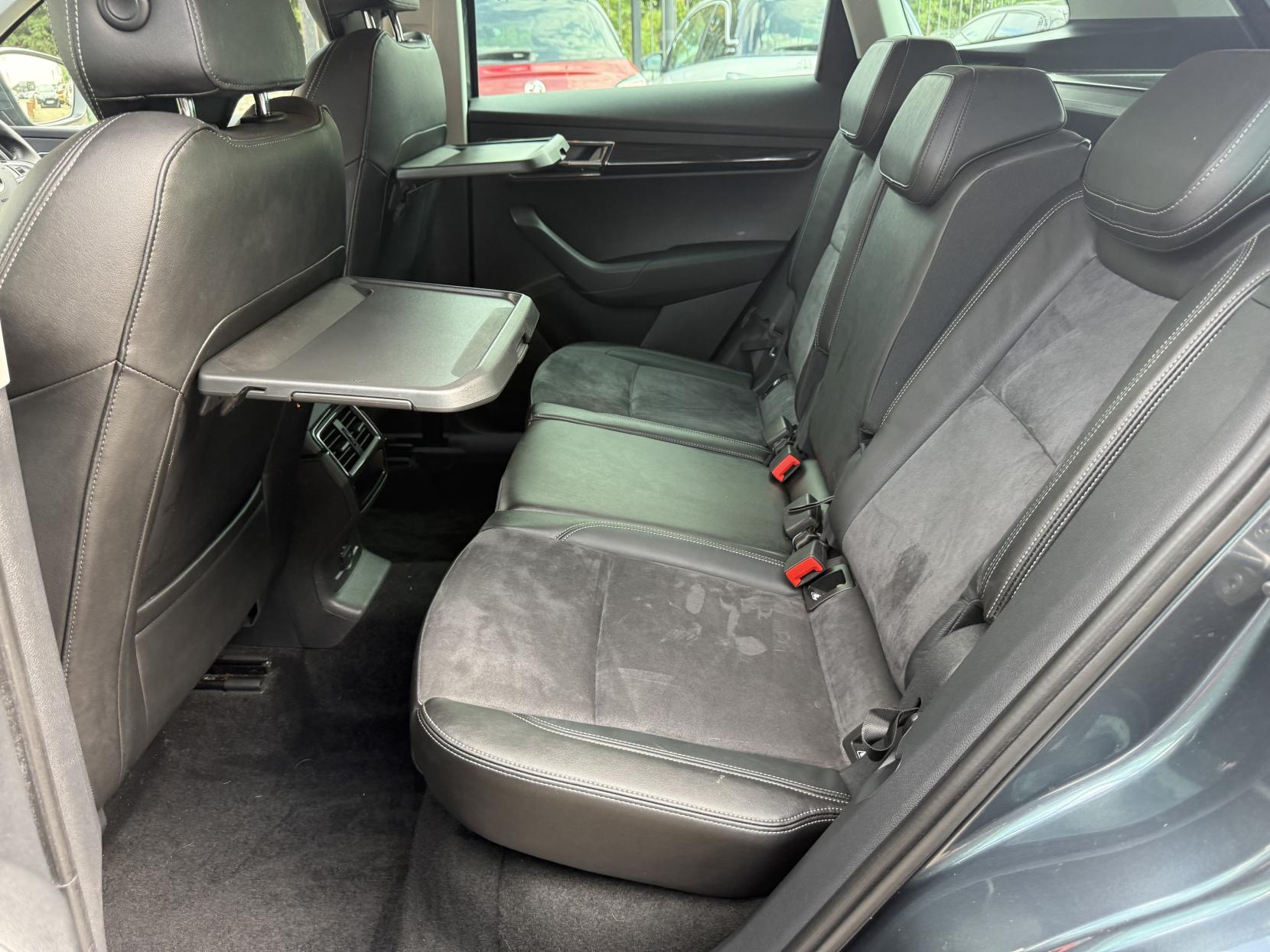 Skoda Karoq 1.6 TDI SE L SUV 5dr Diesel DSG Euro 6 (s/s) (115 ps)