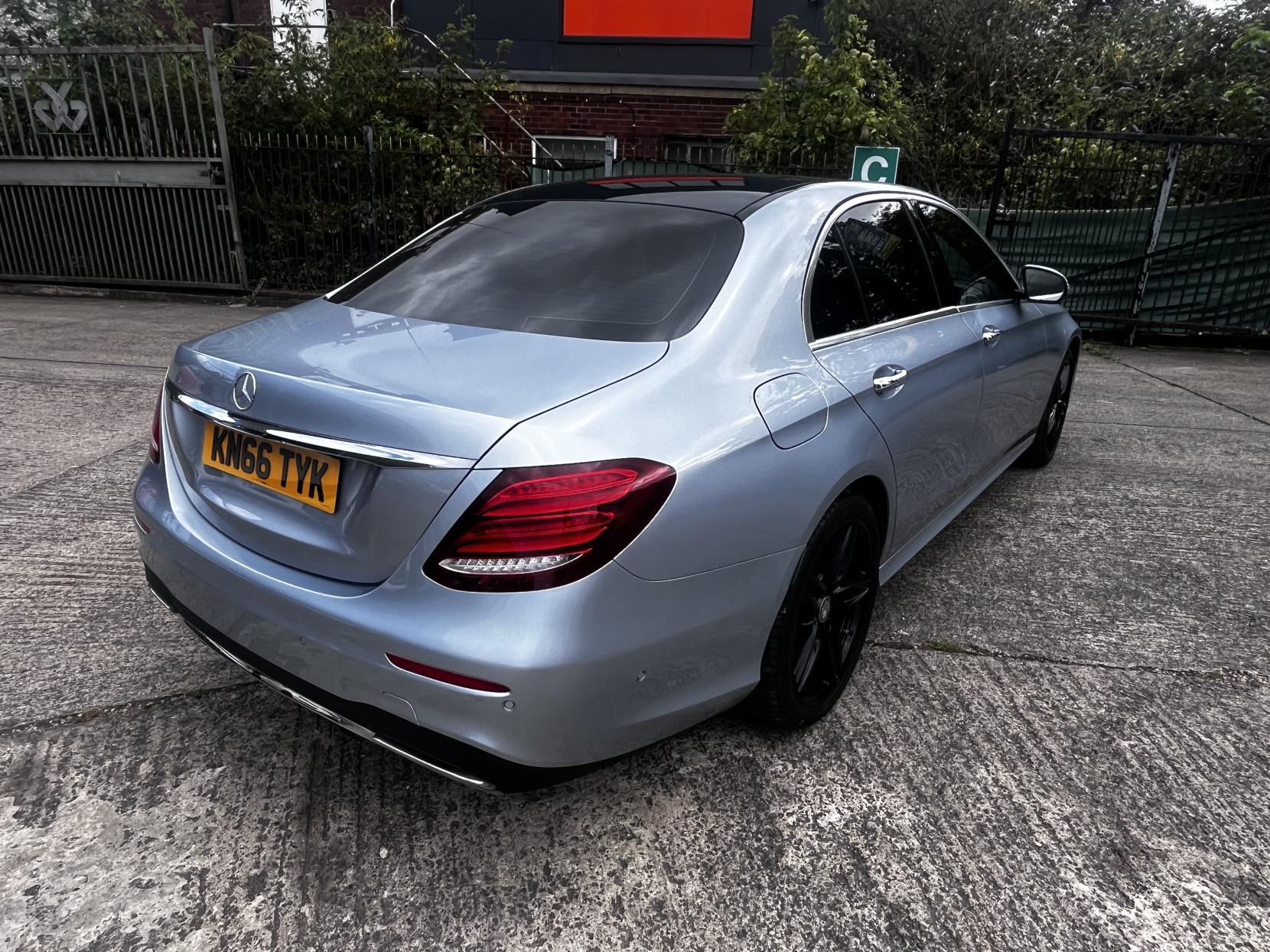 Mercedes-Benz E Class 2.0 E220d AMG Line (Premium Plus) Saloon 4dr Diesel G-Tronic+ Euro 6 (s/s) (194 ps)