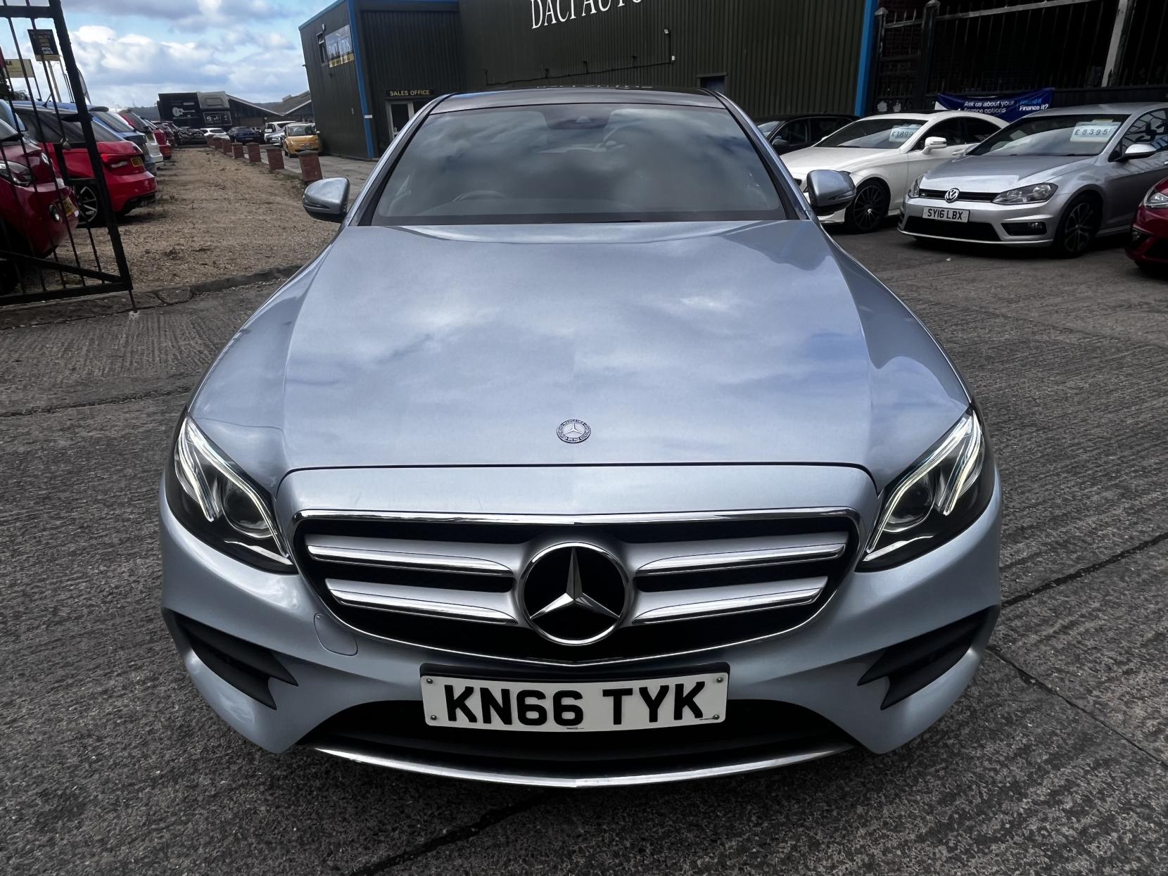 Mercedes-Benz E Class 2.0 E220d AMG Line (Premium Plus) Saloon 4dr Diesel G-Tronic+ Euro 6 (s/s) (194 ps)