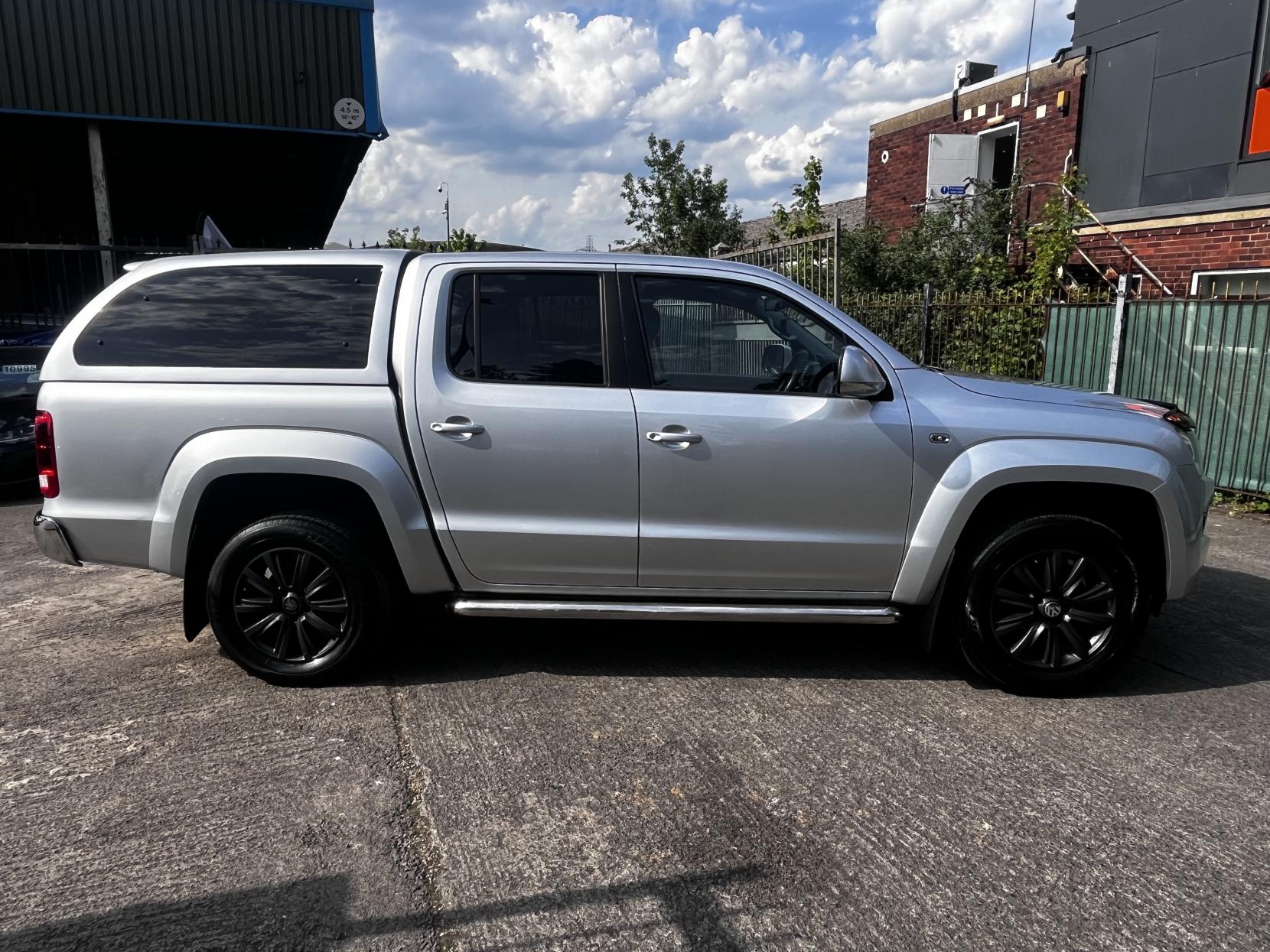 Volkswagen Amarok 2.0 BiTDI BlueMotion Tech Highline Pickup Double Cab 4dr Diesel Auto 4Motion Euro 5 (s/s) (180 ps)