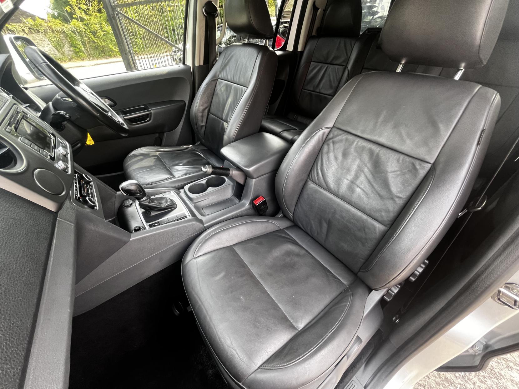 Volkswagen Amarok 2.0 BiTDI BlueMotion Tech Highline Pickup Double Cab 4dr Diesel Auto 4Motion Euro 5 (s/s) (180 ps)