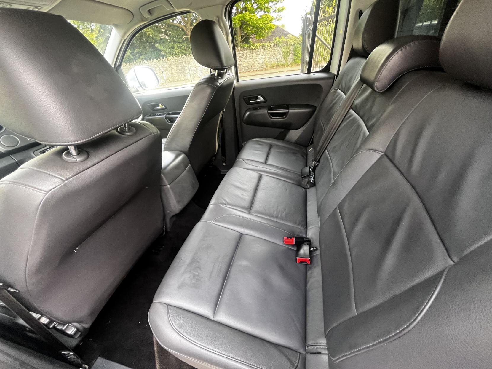 Volkswagen Amarok 2.0 BiTDI BlueMotion Tech Highline Pickup Double Cab 4dr Diesel Auto 4Motion Euro 5 (s/s) (180 ps)