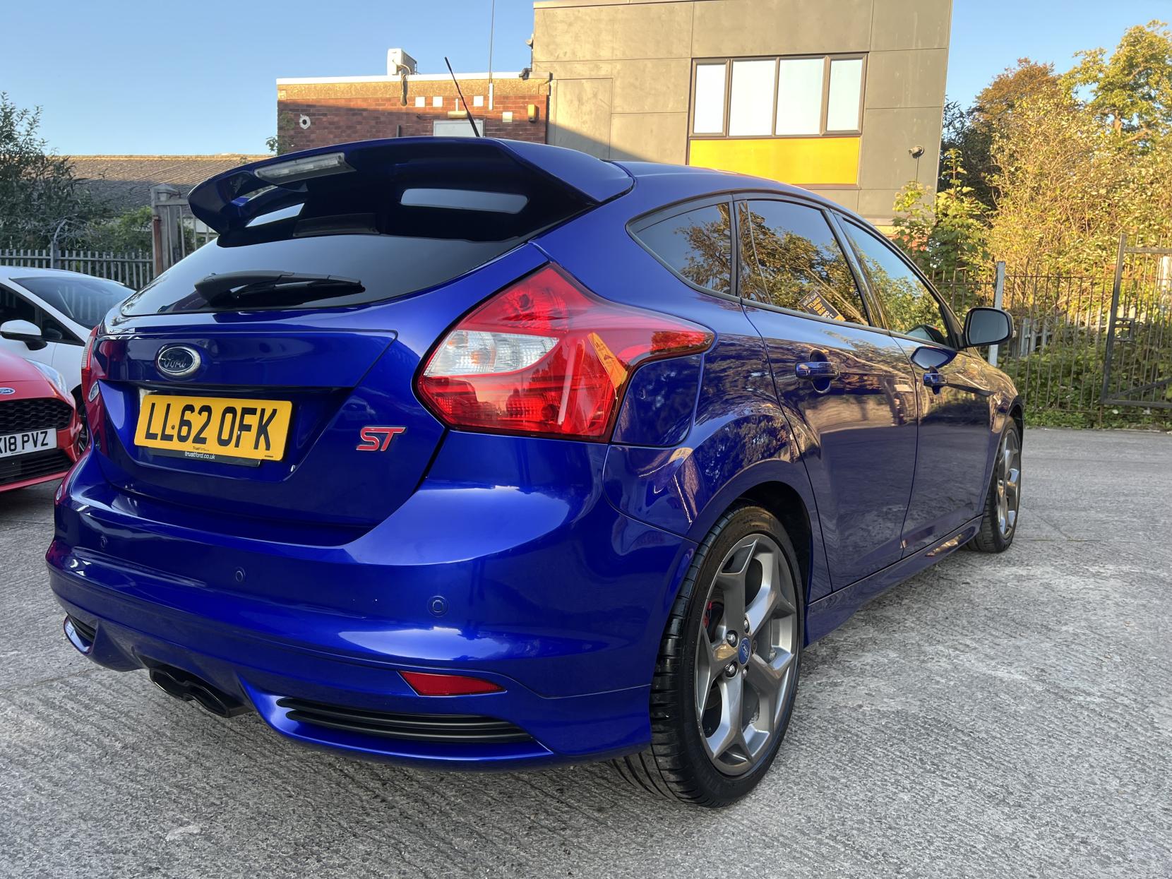 Ford Focus 2.0T EcoBoost ST-3 Hatchback 5dr Petrol Manual Euro 5 (s/s) (250 ps)