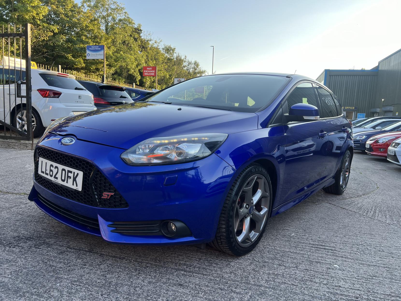 Ford Focus 2.0T EcoBoost ST-3 Hatchback 5dr Petrol Manual Euro 5 (s/s) (250 ps)