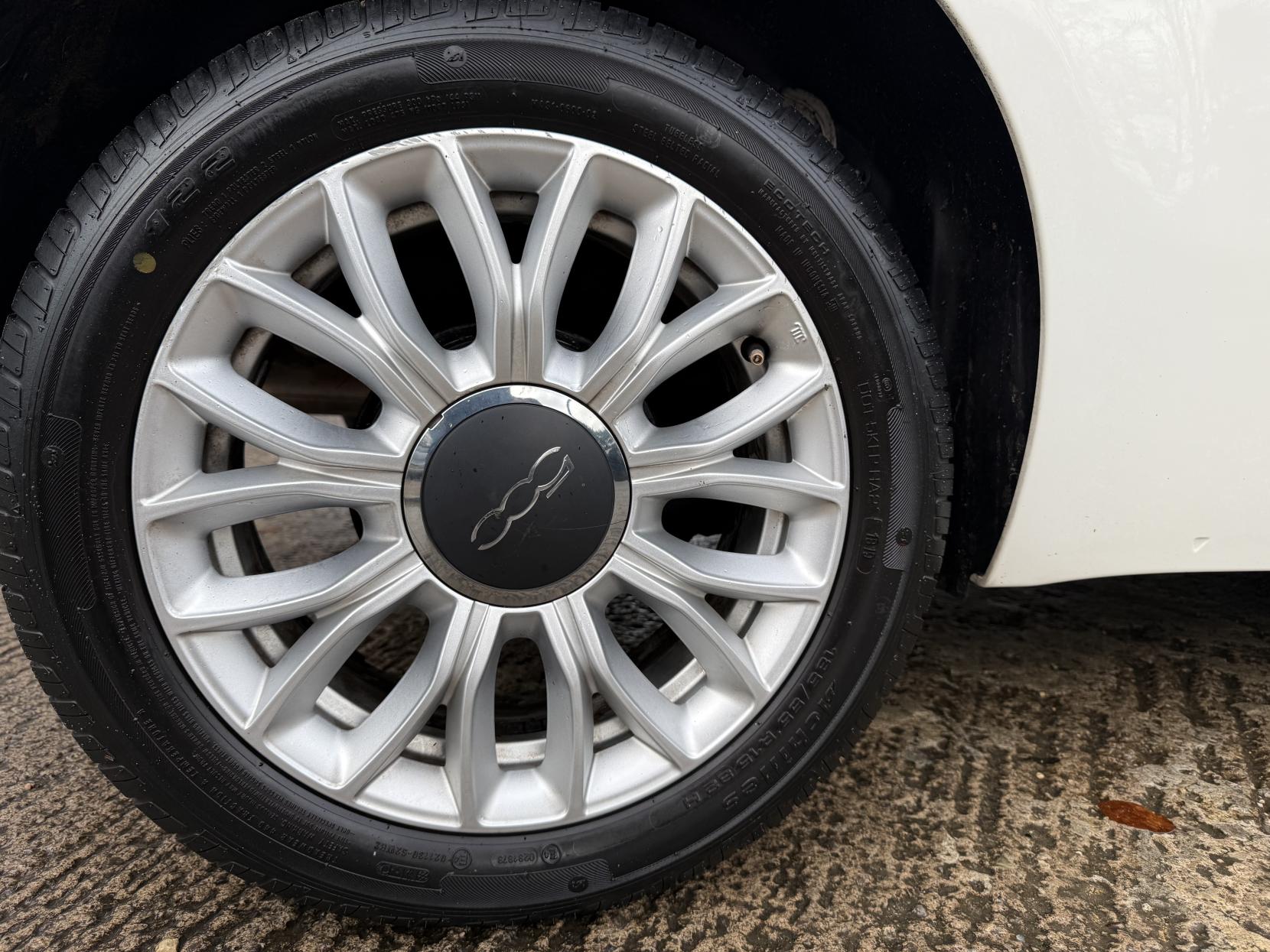 Fiat 500 1.2 Lounge Hatchback 3dr Petrol Manual Euro 6 (s/s) (69 bhp)