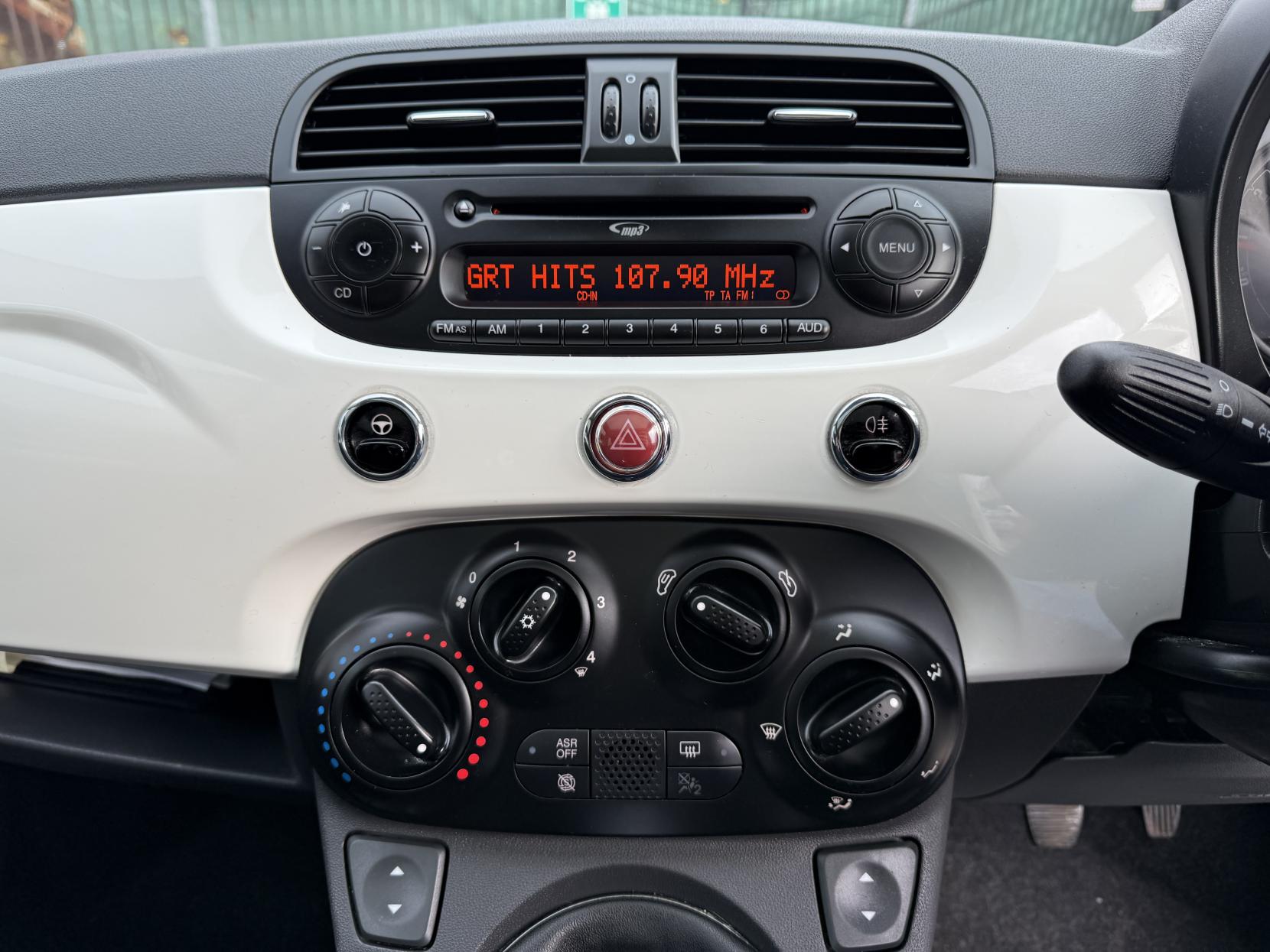 Fiat 500 1.2 Lounge Hatchback 3dr Petrol Manual Euro 6 (s/s) (69 bhp)