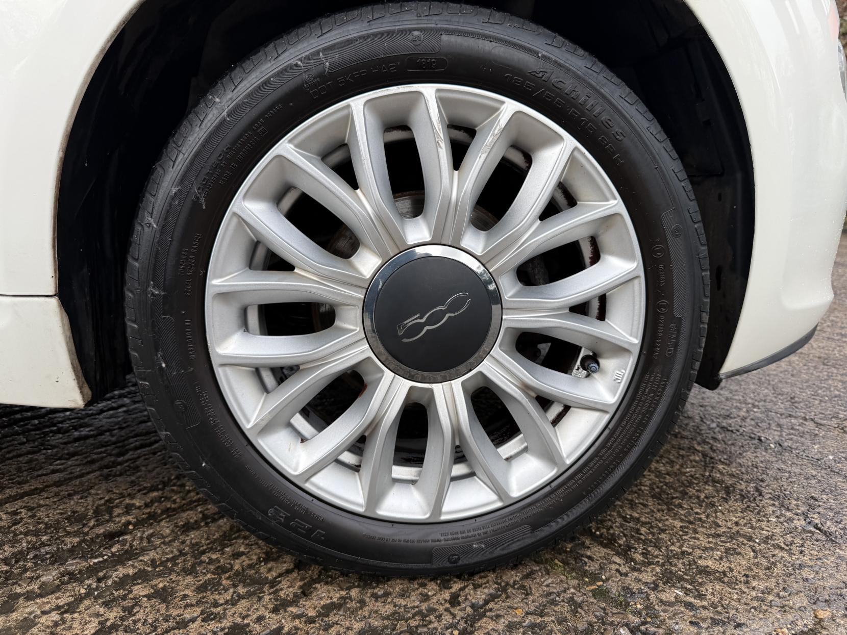 Fiat 500 1.2 Lounge Hatchback 3dr Petrol Manual Euro 6 (s/s) (69 bhp)