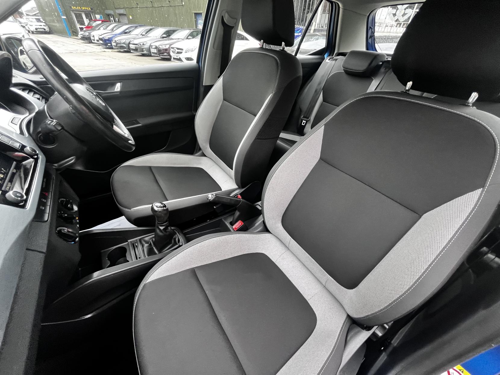 Skoda Fabia 1.0 TSI Colour Edition Hatchback 5dr Petrol Manual Euro 6 (s/s) (95 ps)