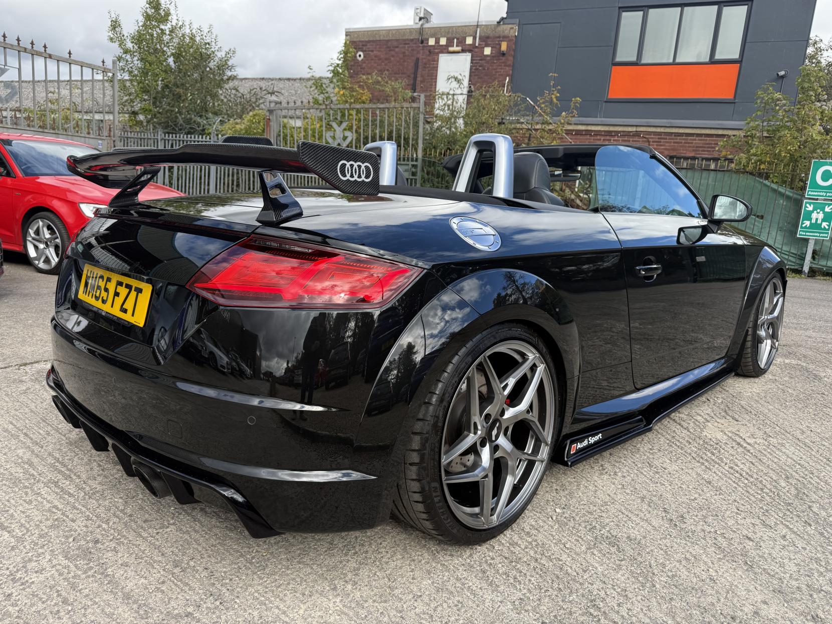 Audi TT 2.0 TFSI S line Roadster 2dr Petrol S Tronic quattro Euro 6 (s/s) (230 ps)