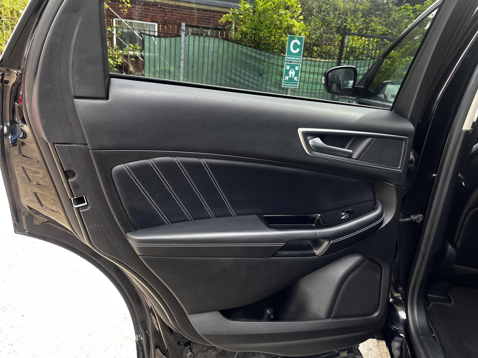 Ford Edge 2.0 TDCi ST-Line SUV 5dr Diesel Manual AWD Euro 6 (s/s) (180 ps)