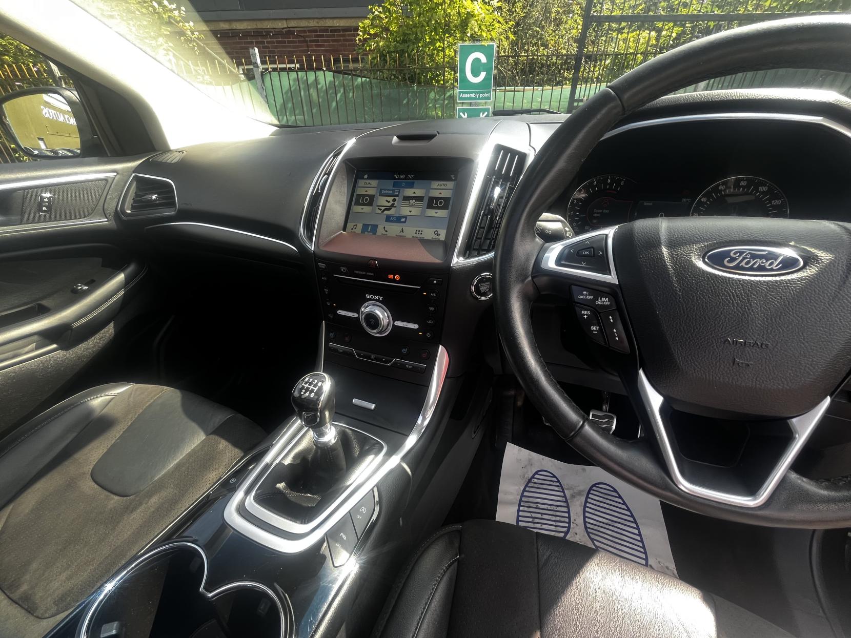 Ford Edge 2.0 TDCi ST-Line SUV 5dr Diesel Manual AWD Euro 6 (s/s) (180 ps)