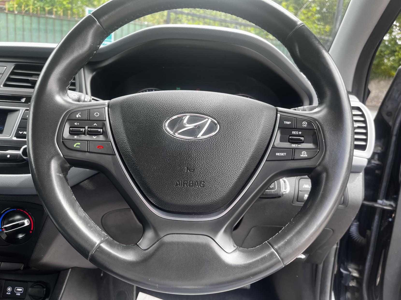 Hyundai i20 1.2 Blue Drive SE Hatchback 5dr Petrol Manual Euro 6 (s/s) (84 ps)